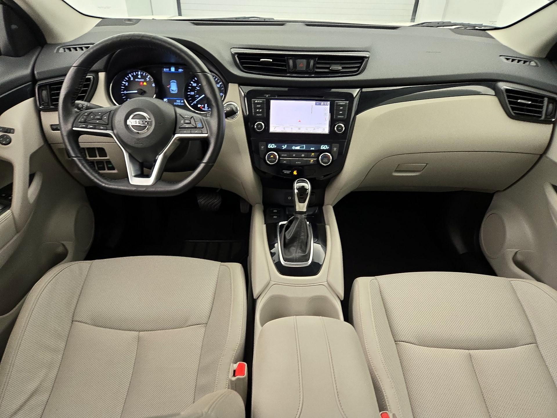 Thumbnail: 2022 Nissan Rogue Sport - 9