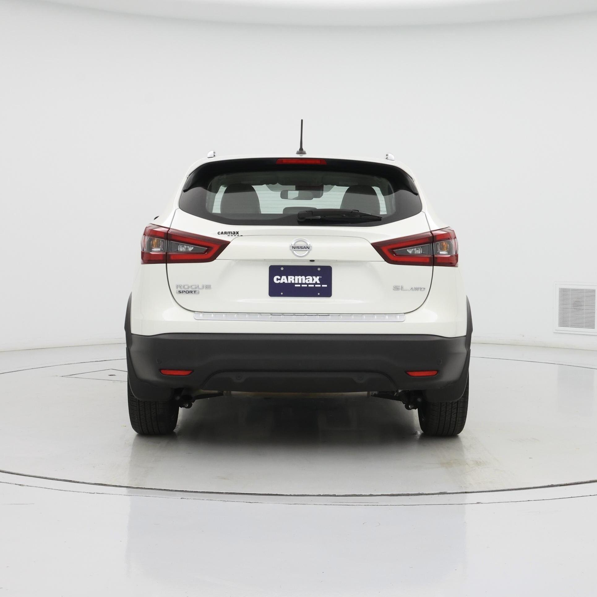 Thumbnail: 2022 Nissan Rogue Sport - 6