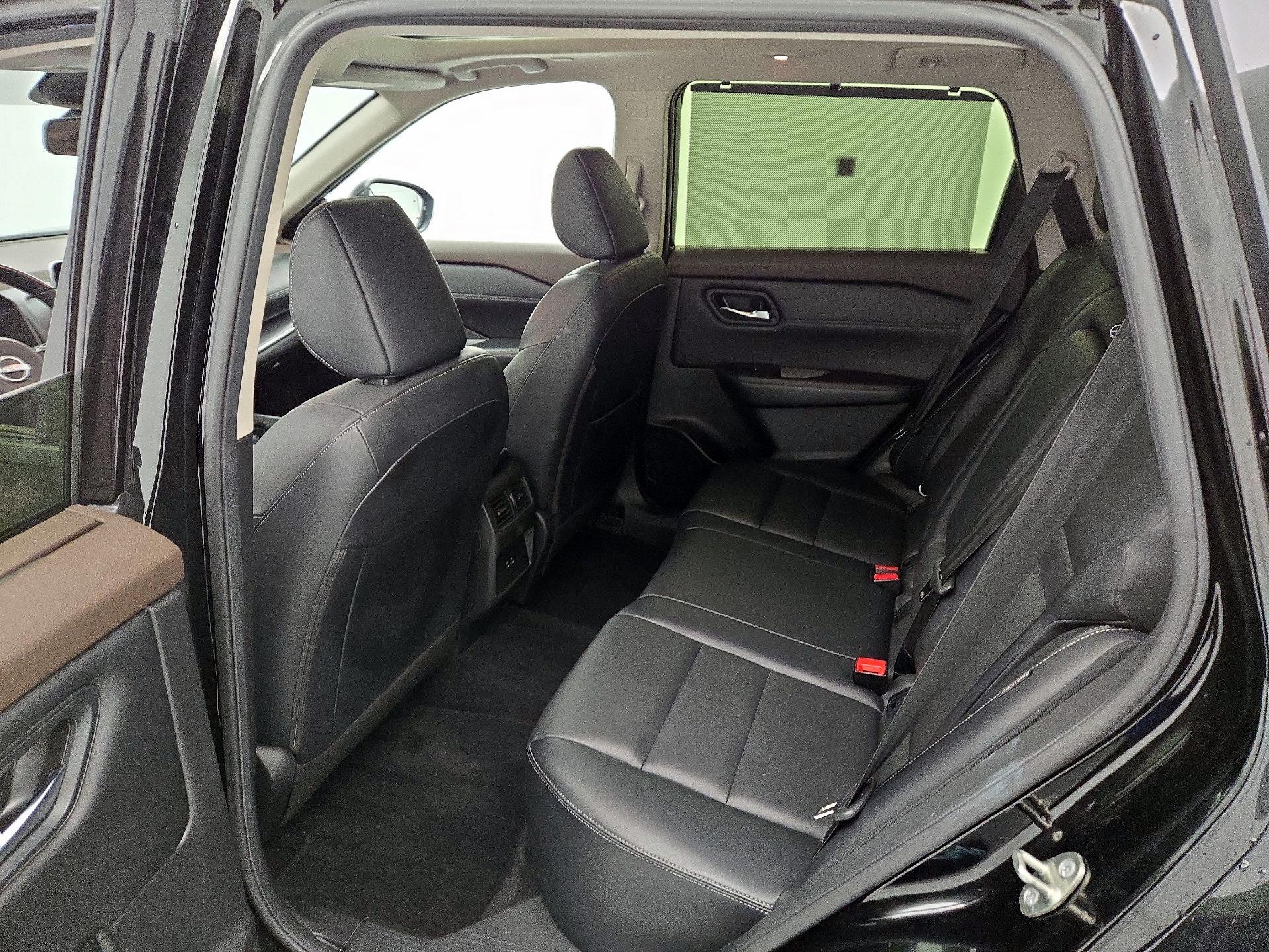 Thumbnail: 2023 Nissan Rogue - 20