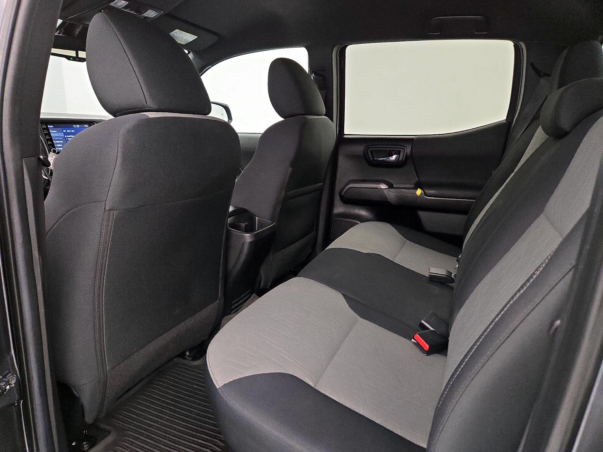 Thumbnail: 2022 Toyota Tacoma - 19