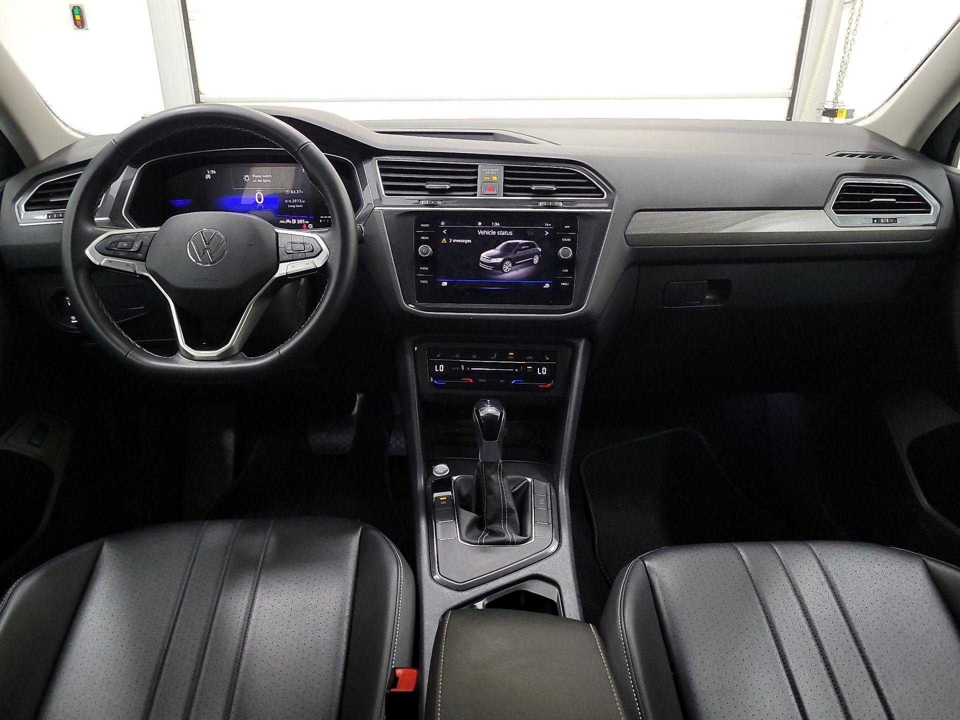 Thumbnail: 2024 Volkswagen Tiguan - 9