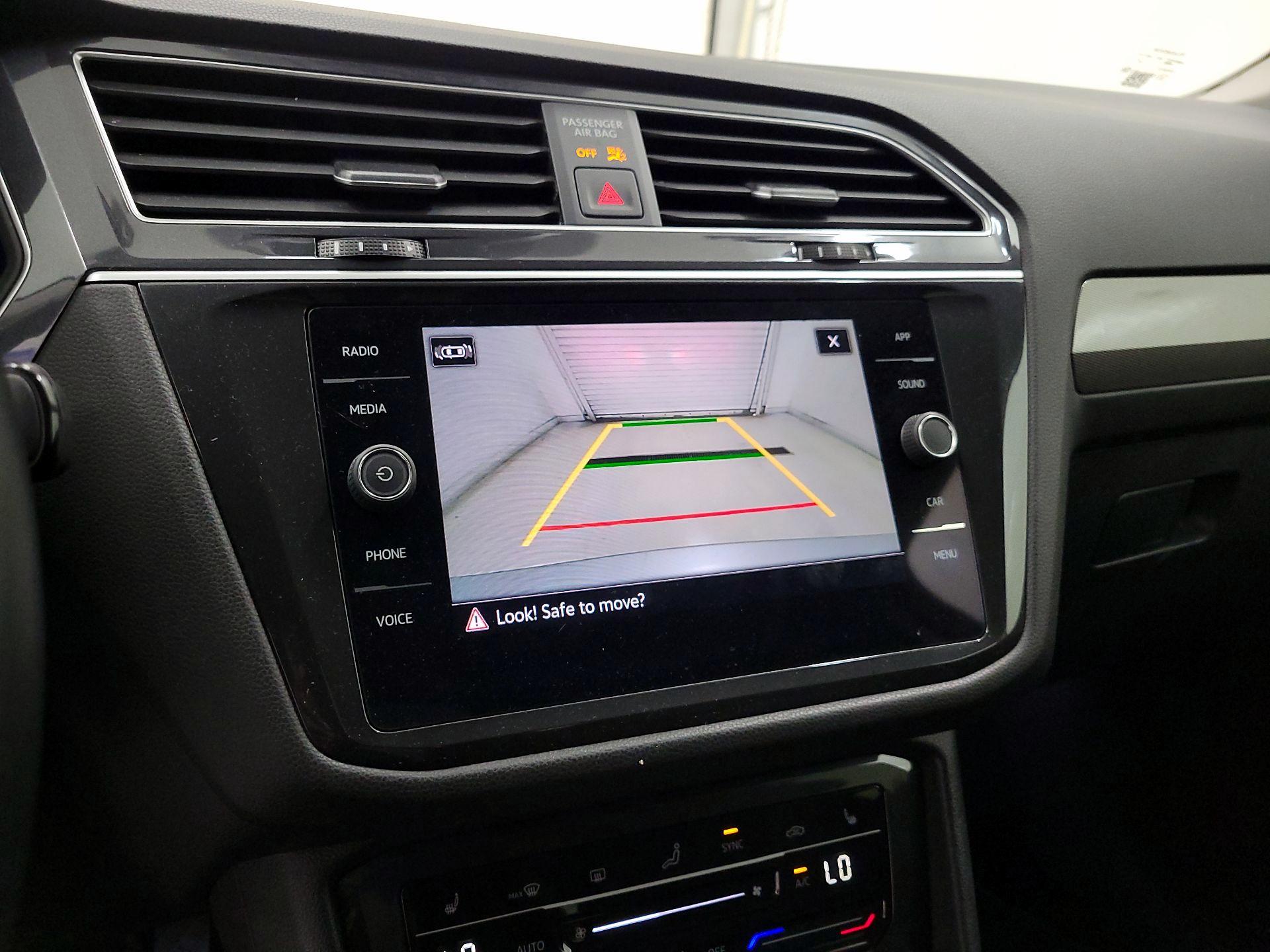 Thumbnail: 2024 Volkswagen Tiguan - 14