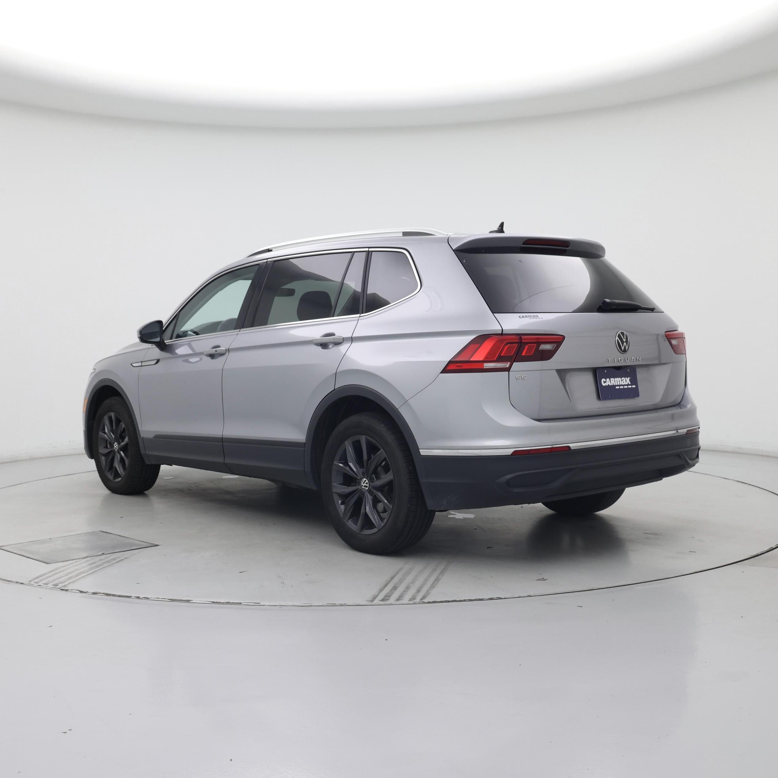 Thumbnail: 2024 Volkswagen Tiguan - 2