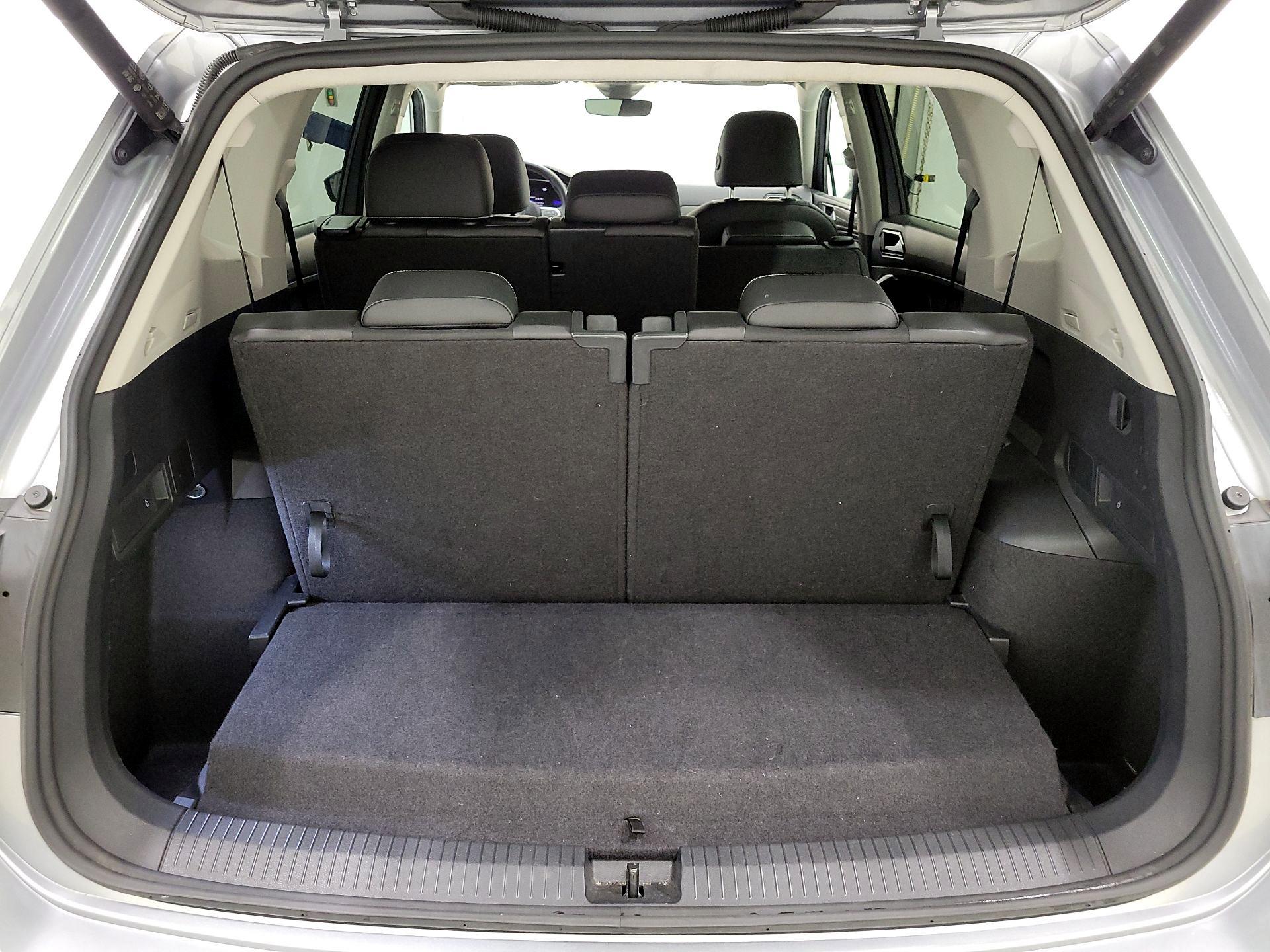 Thumbnail: 2024 Volkswagen Tiguan - 20