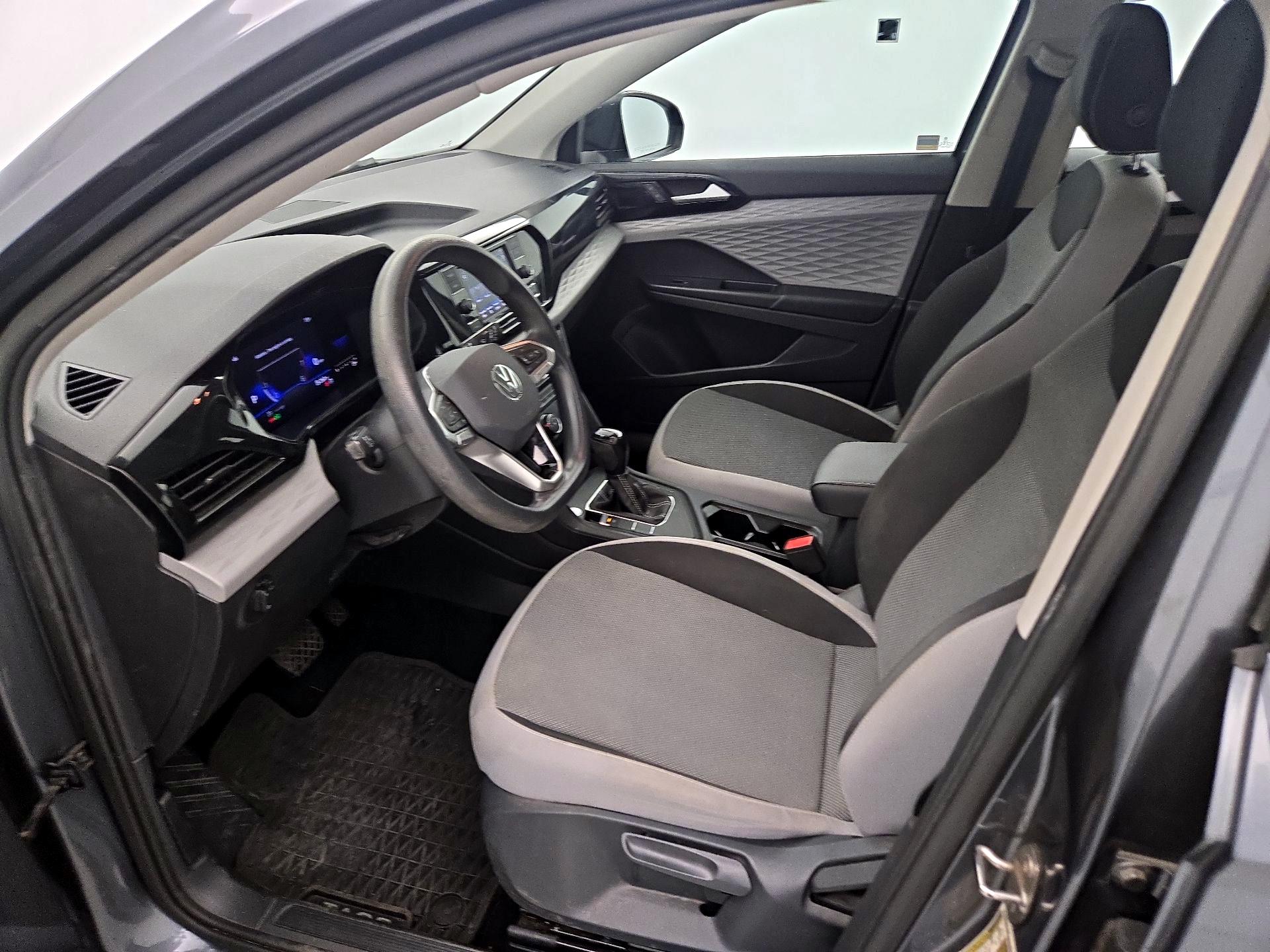 Thumbnail: 2022 Volkswagen Taos - 11