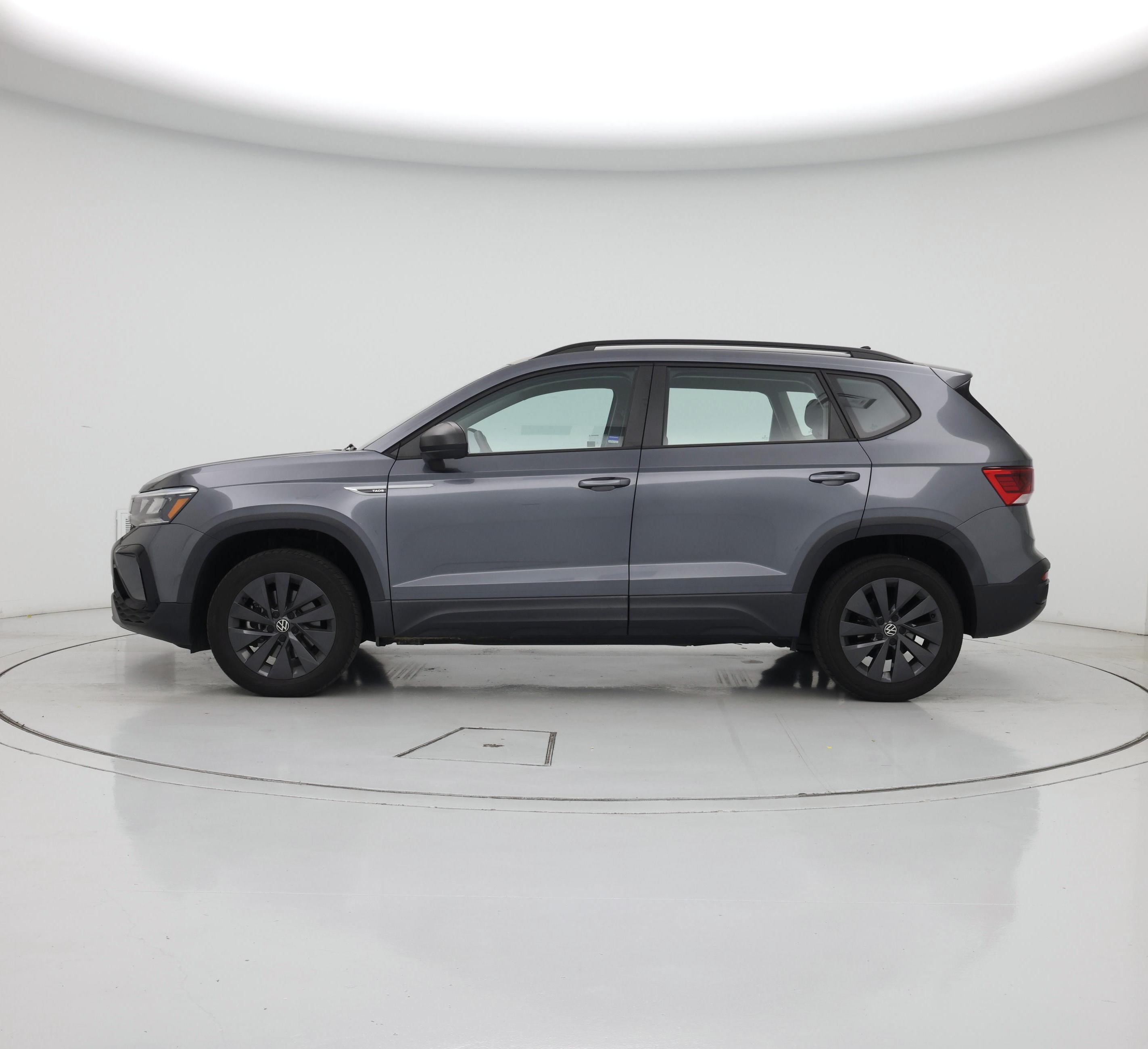 Thumbnail: 2022 Volkswagen Taos - 3