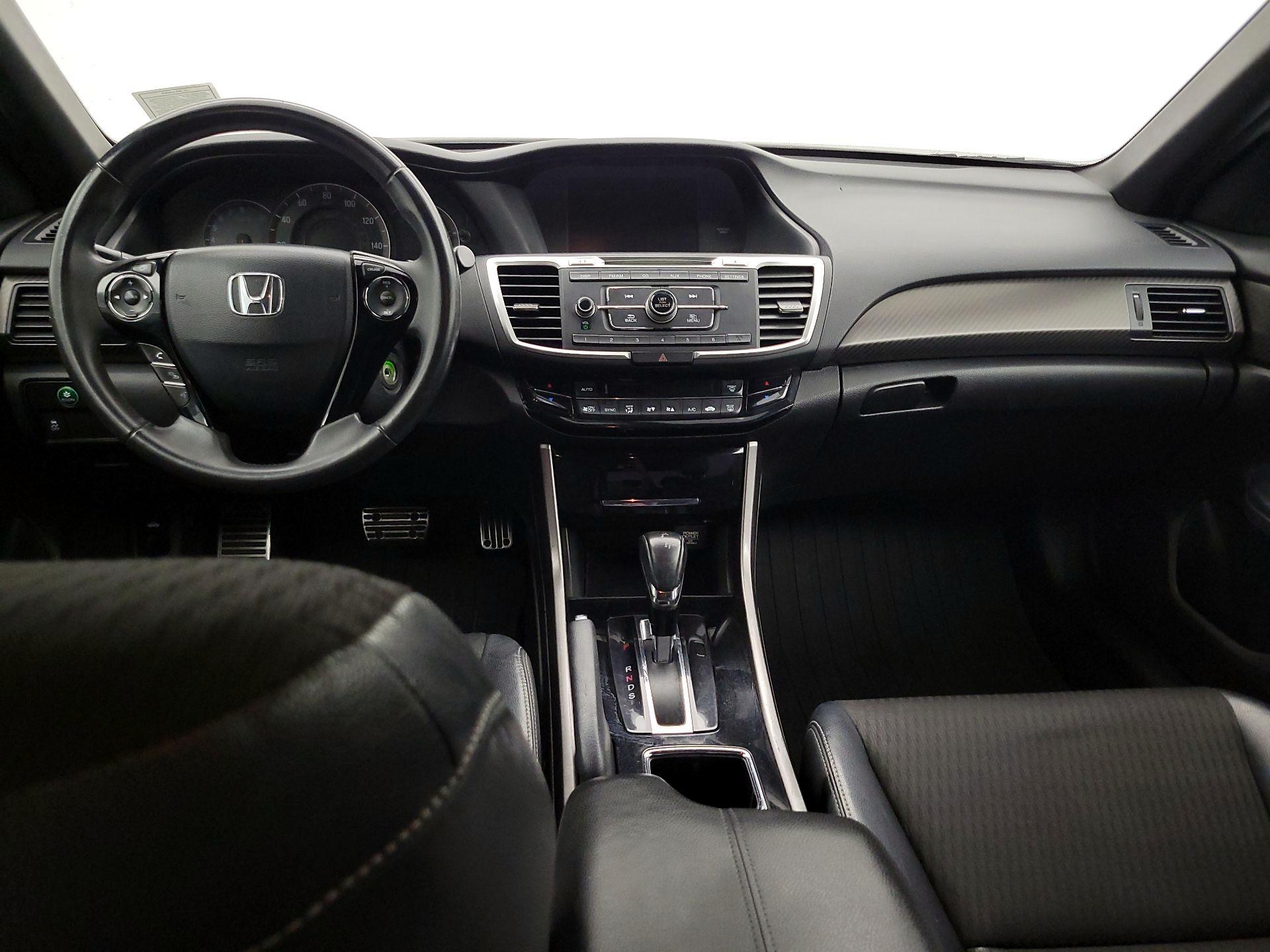 Thumbnail: 2017 Honda Accord - 9