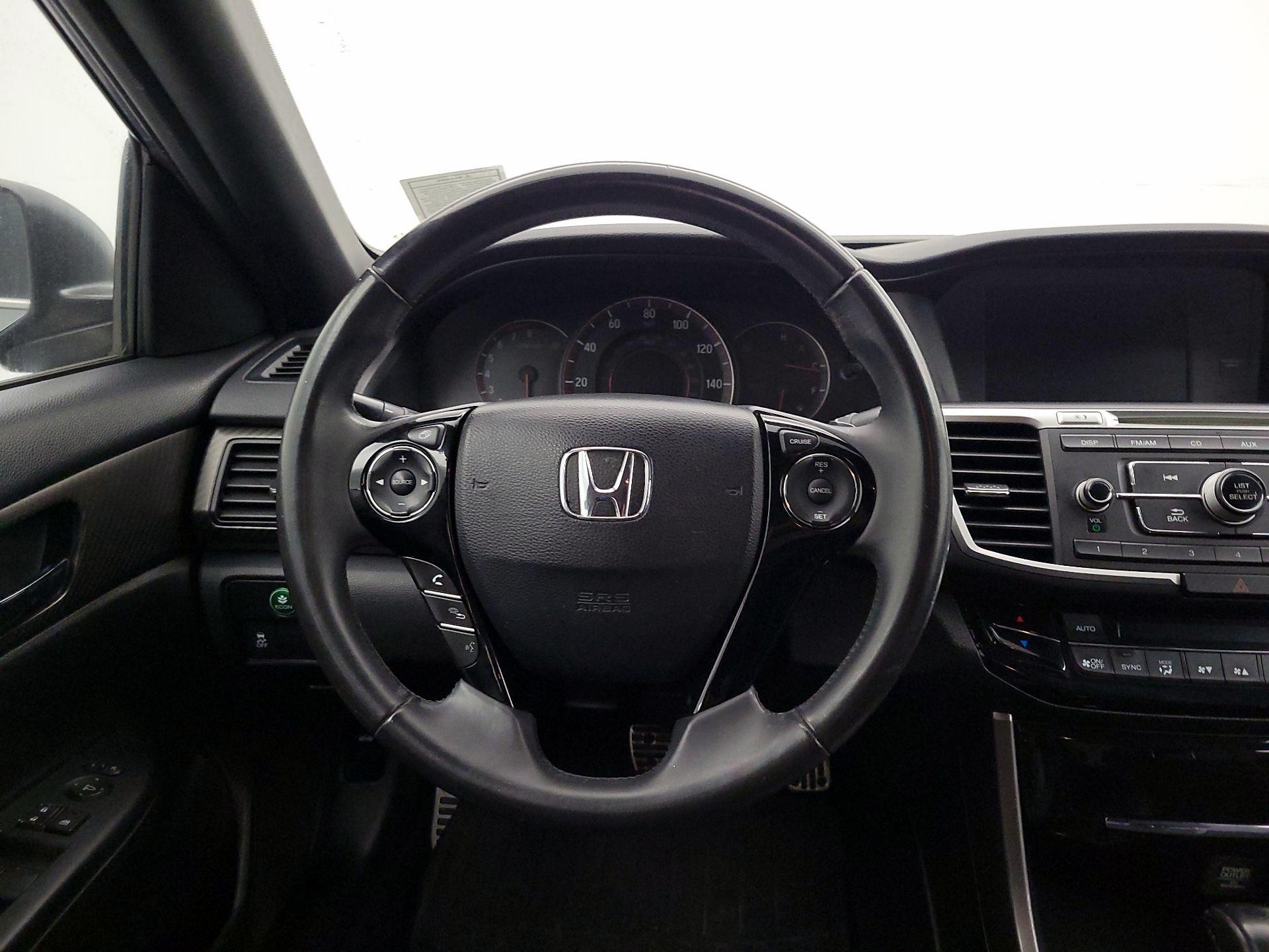 Thumbnail: 2017 Honda Accord - 10