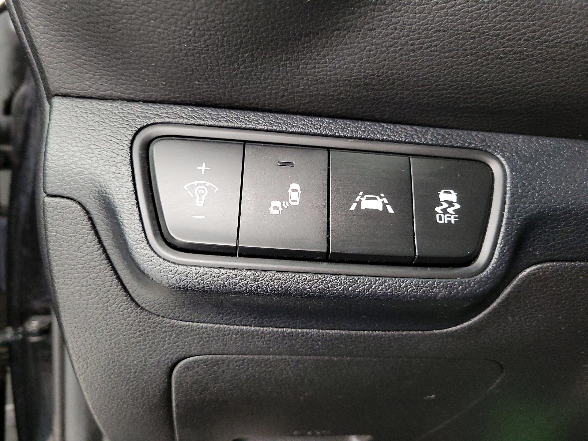 Thumbnail: 2021 Kia Forte - 13