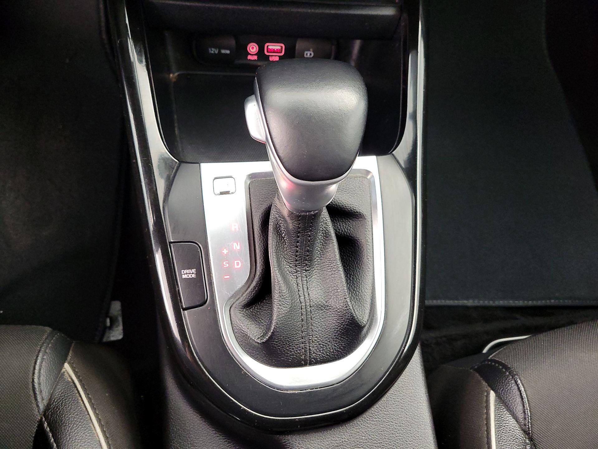 Thumbnail: 2021 Kia Forte - 17