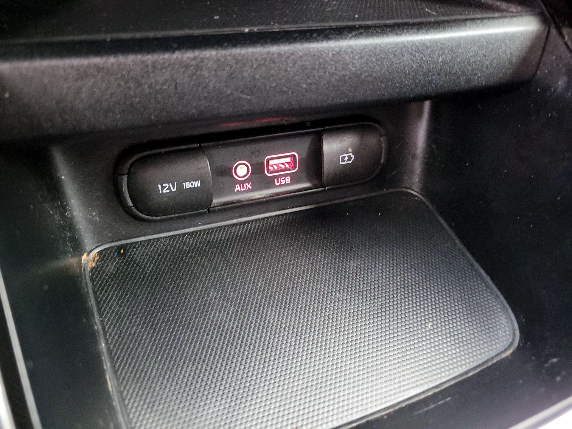 Thumbnail: 2021 Kia Forte - 18