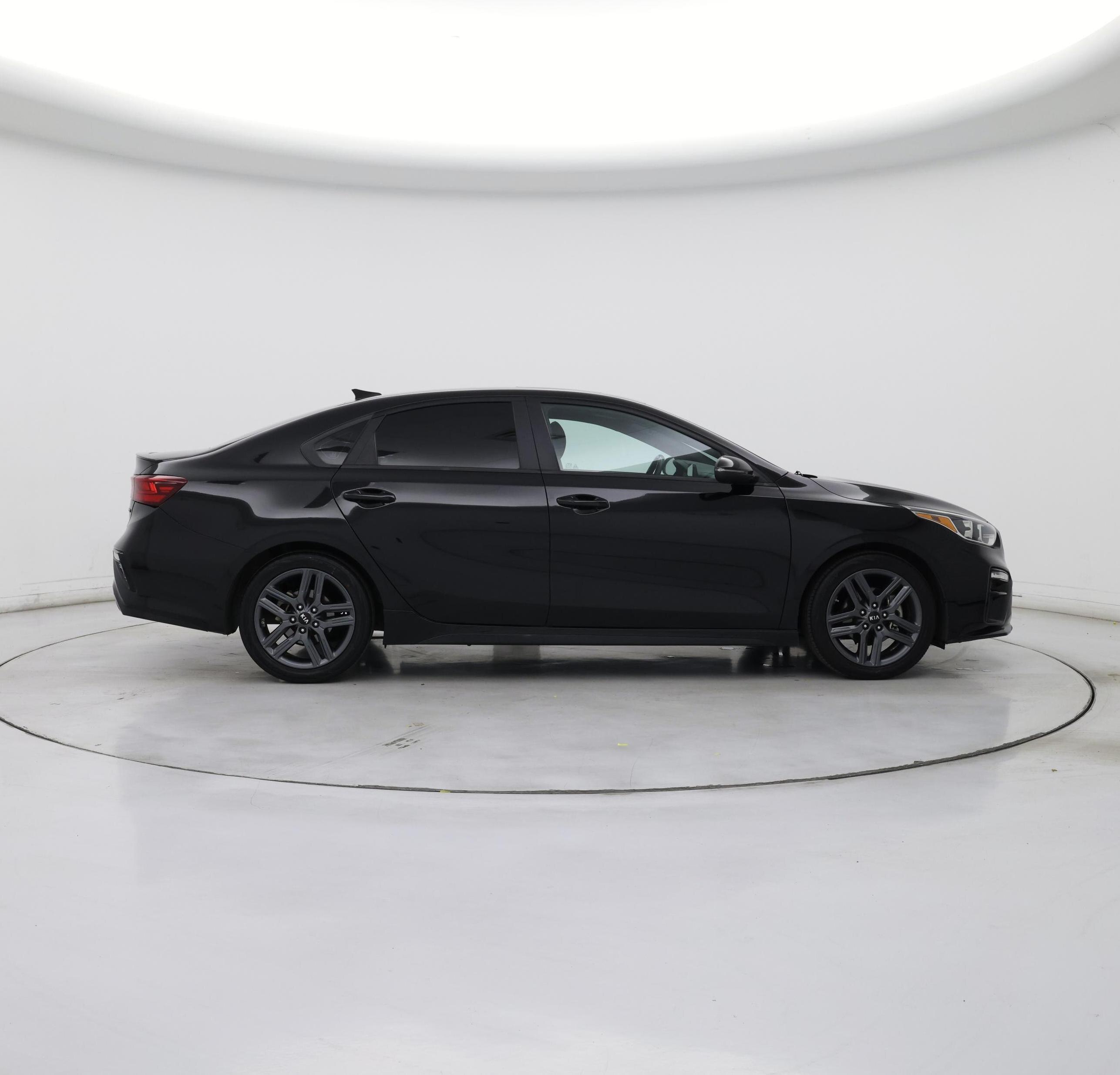 Thumbnail: 2021 Kia Forte - 7