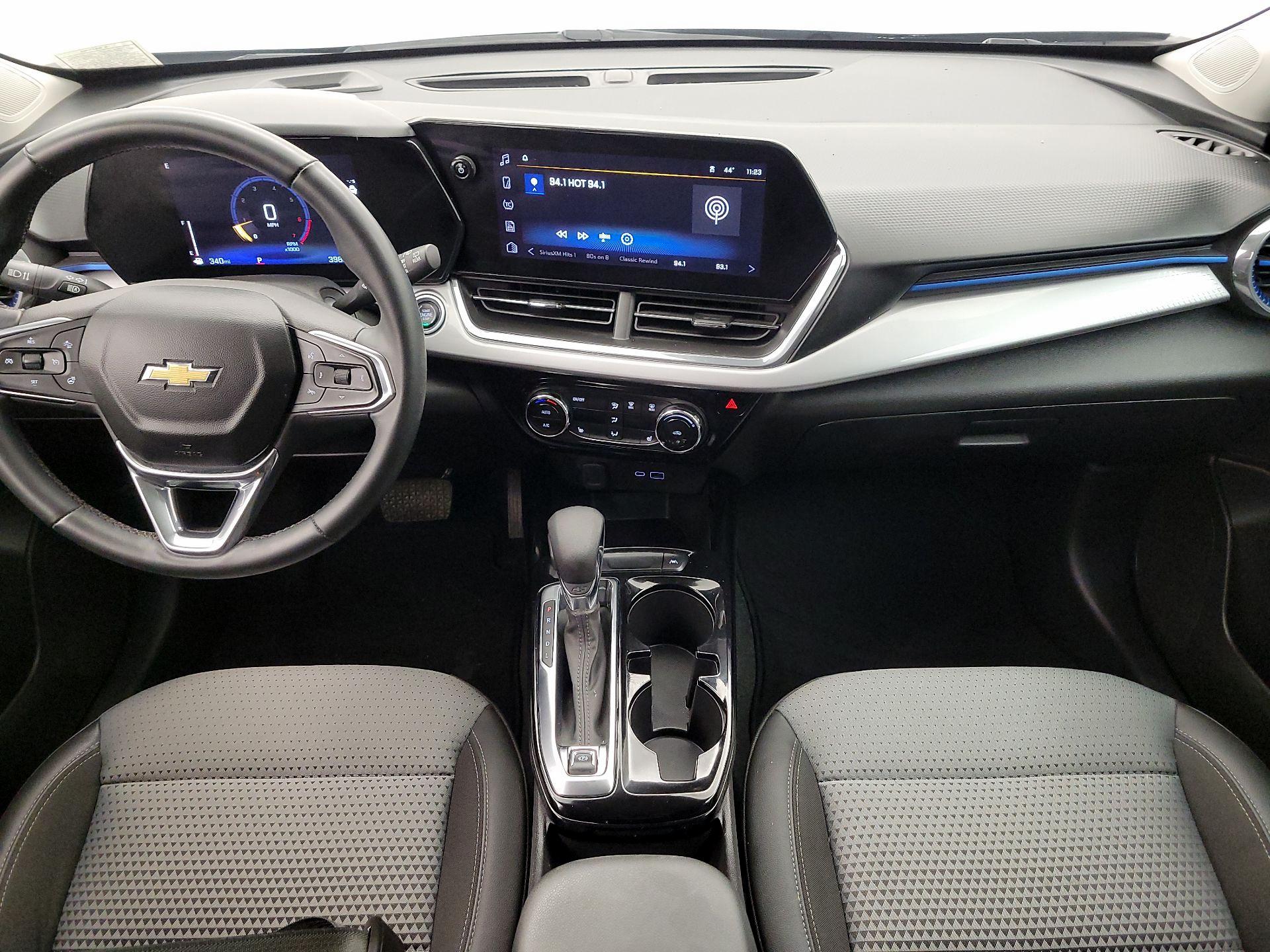 Thumbnail: 2024 Chevrolet Trax - 9