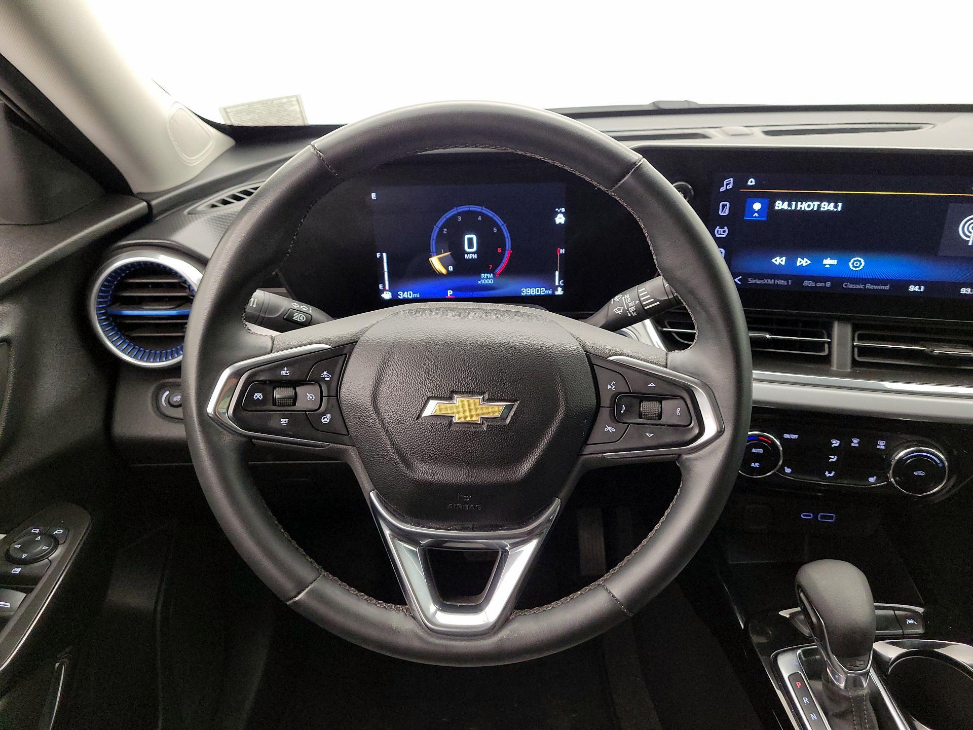 Thumbnail: 2024 Chevrolet Trax - 10