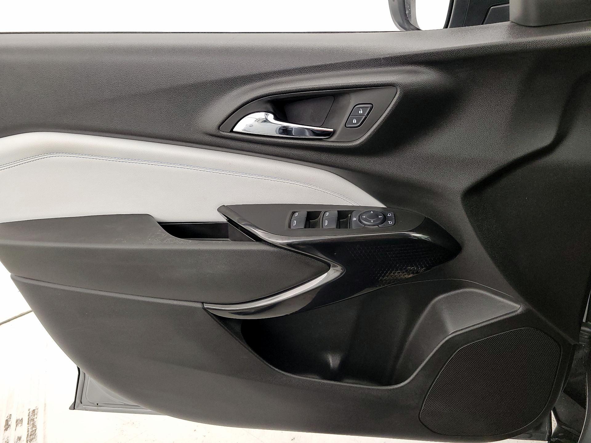 Thumbnail: 2024 Chevrolet Trax - 12