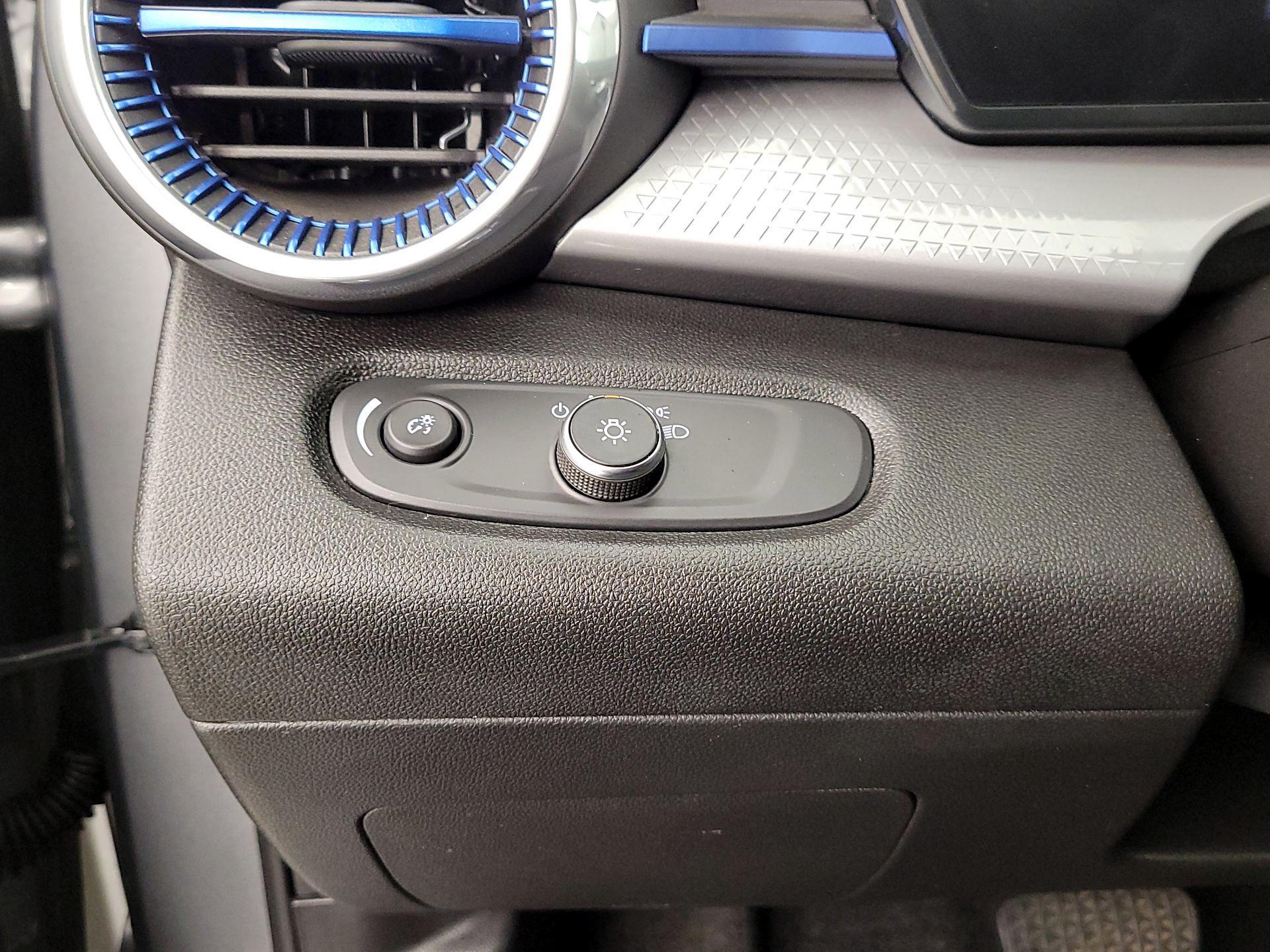 Thumbnail: 2024 Chevrolet Trax - 13