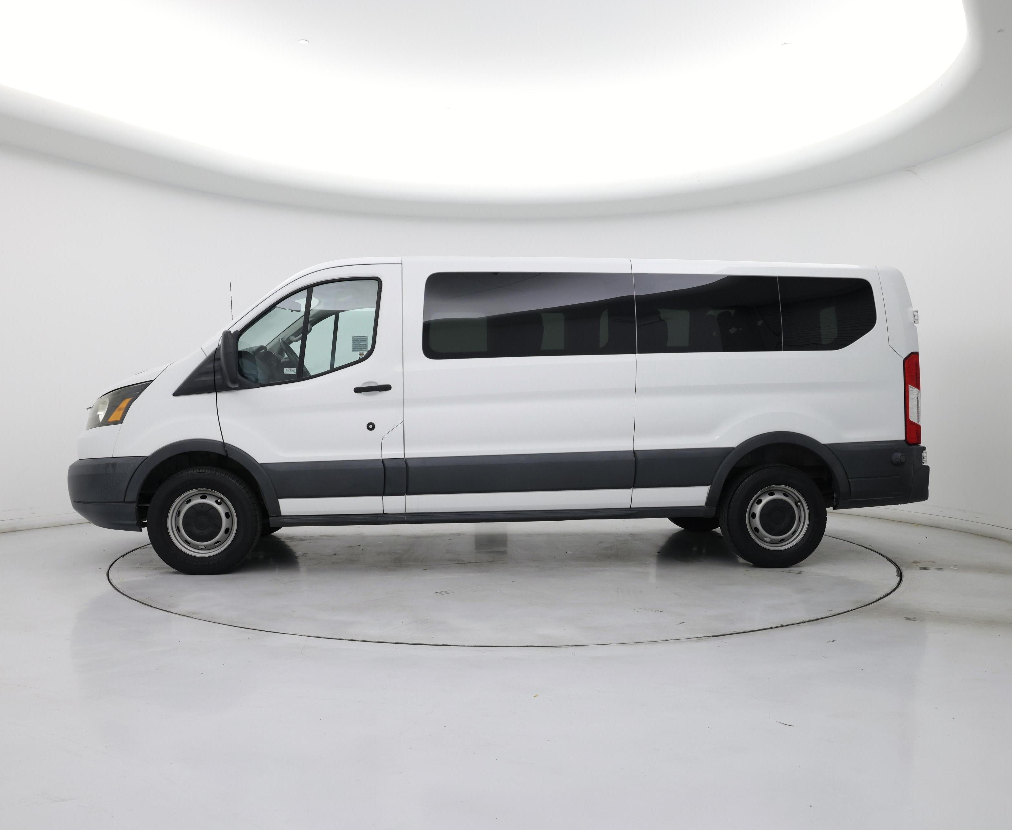 Thumbnail: 2016 Ford Transit Series - 3