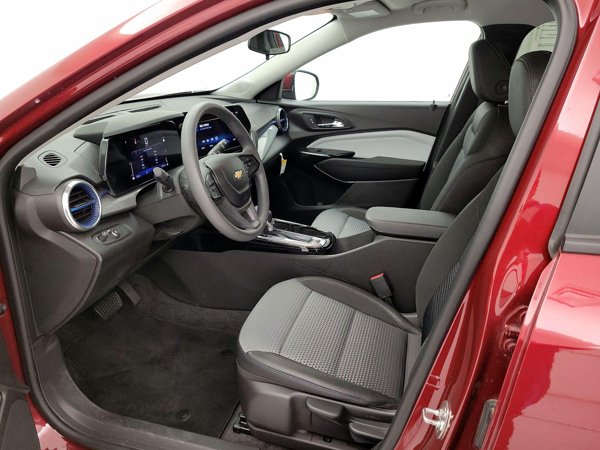 Thumbnail: 2025 Chevrolet Trax - 11