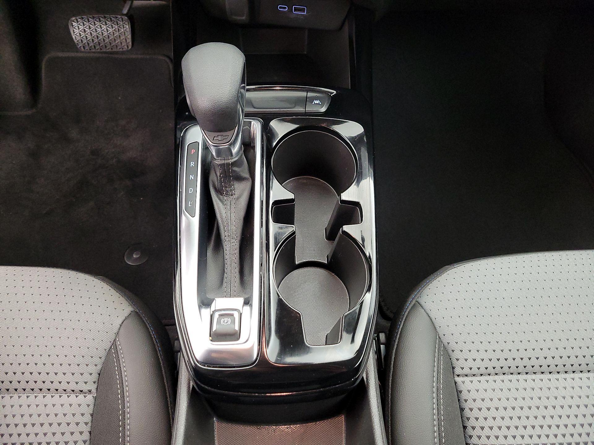 Thumbnail: 2025 Chevrolet Trax - 17