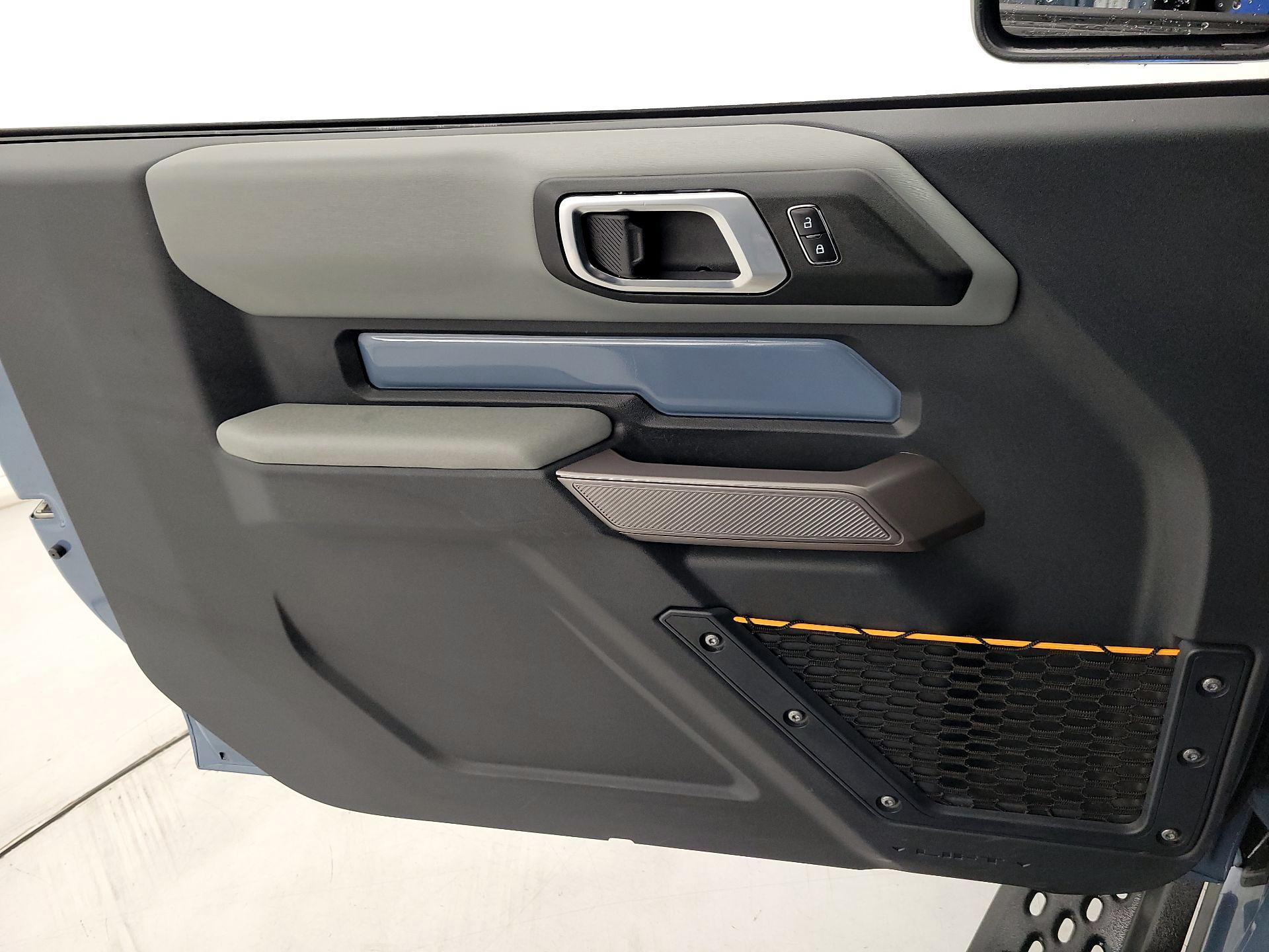 Thumbnail: 2023 Ford Bronco - 12