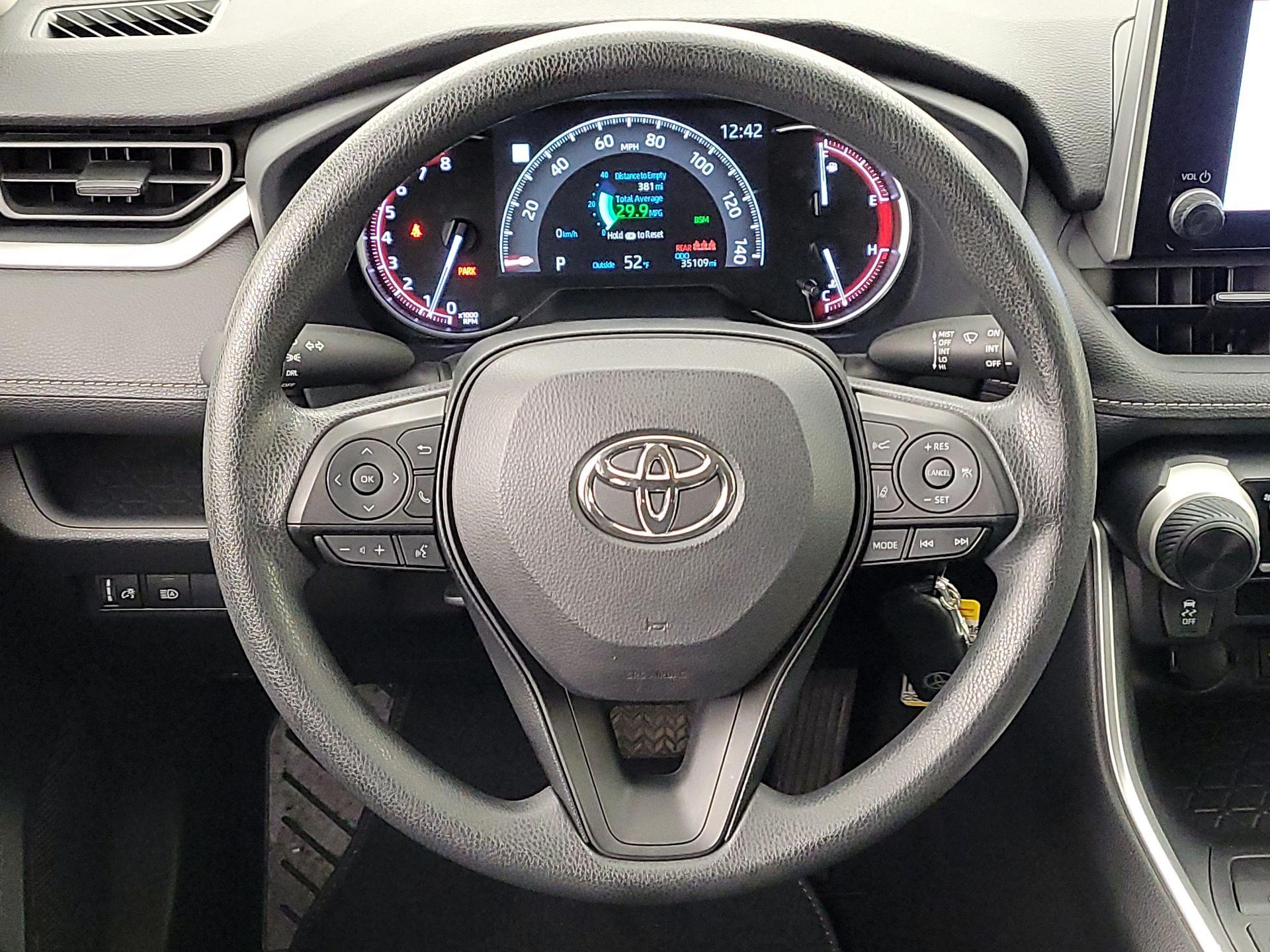 Thumbnail: 2023 Toyota RAV4 - 10