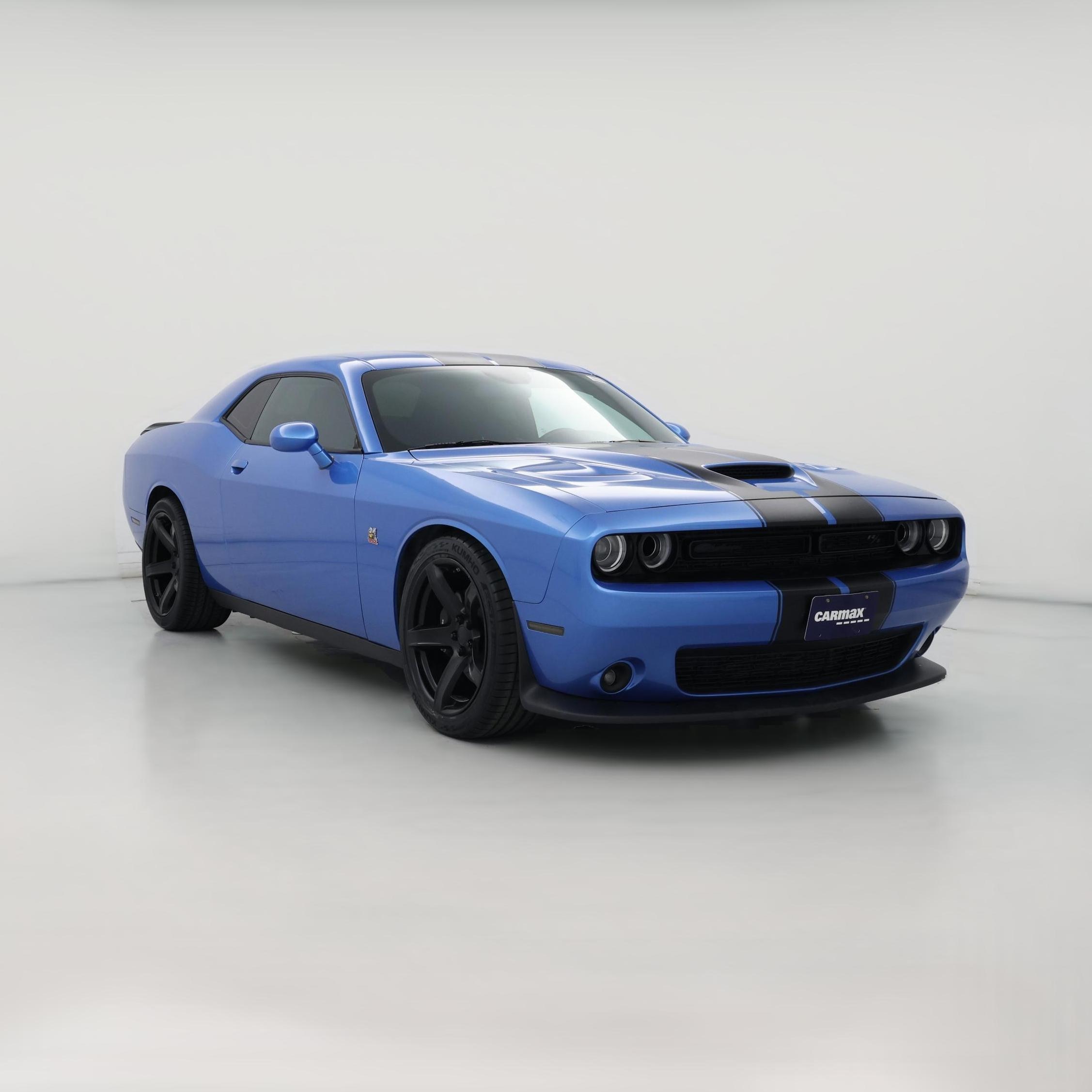 Thumbnail: 2019 Dodge Challenger - 1