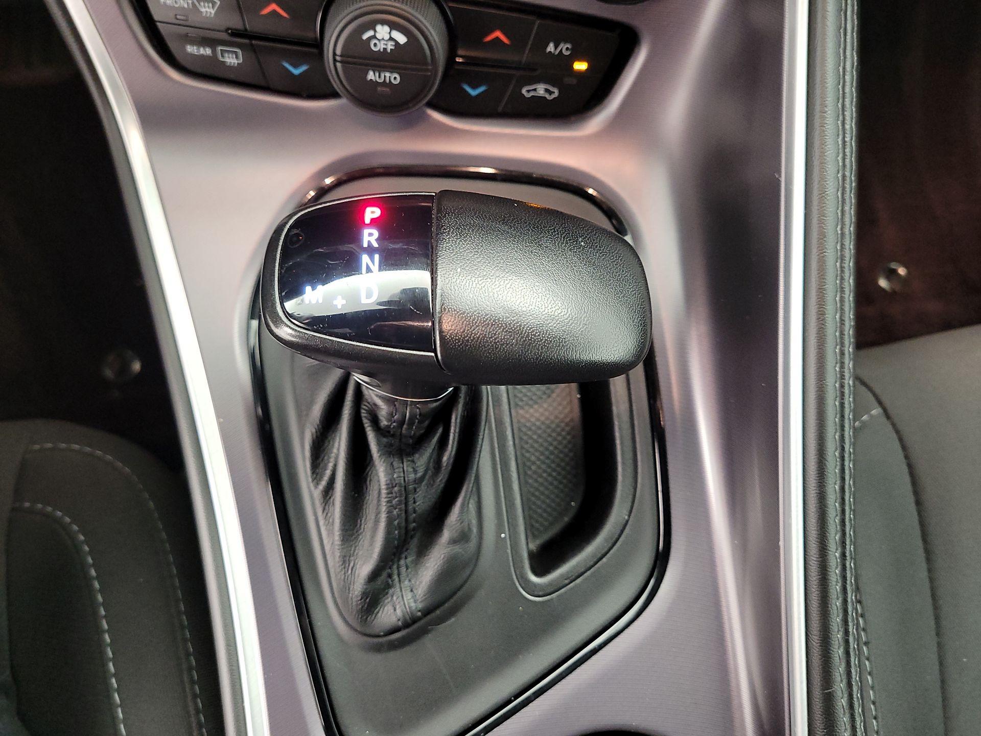 Thumbnail: 2019 Dodge Challenger - 18