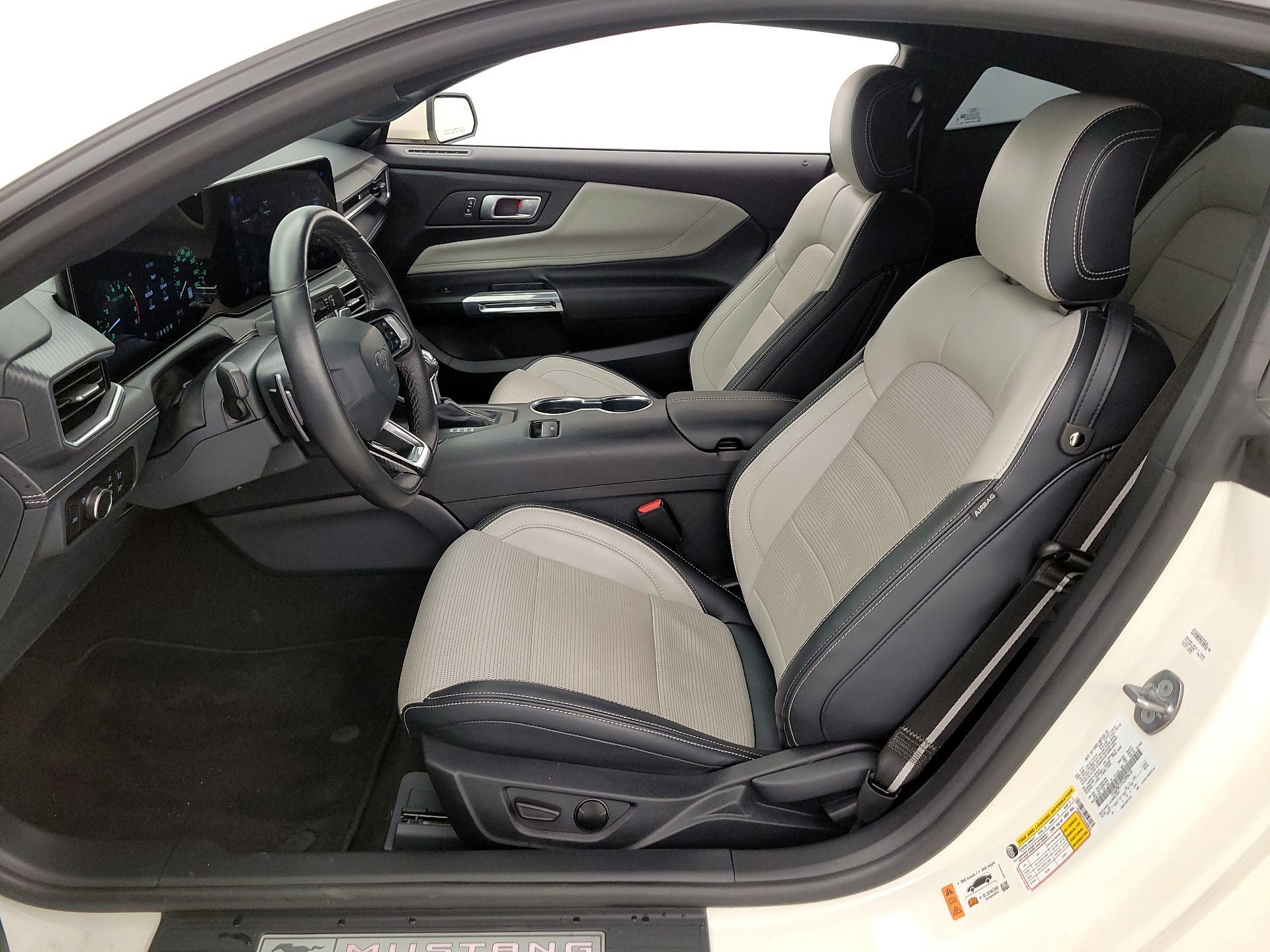 Thumbnail: 2025 Ford Mustang - 11