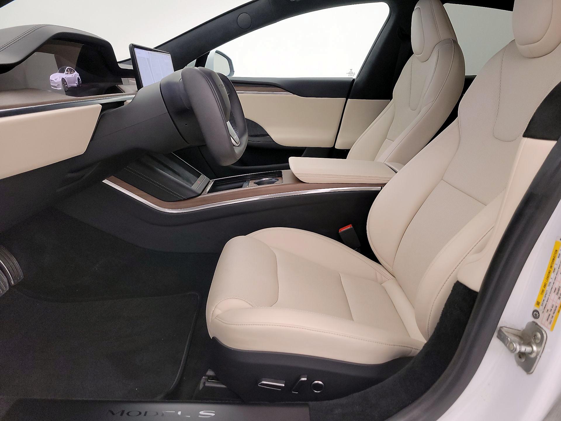 Thumbnail: 2022 Tesla Model S - 11