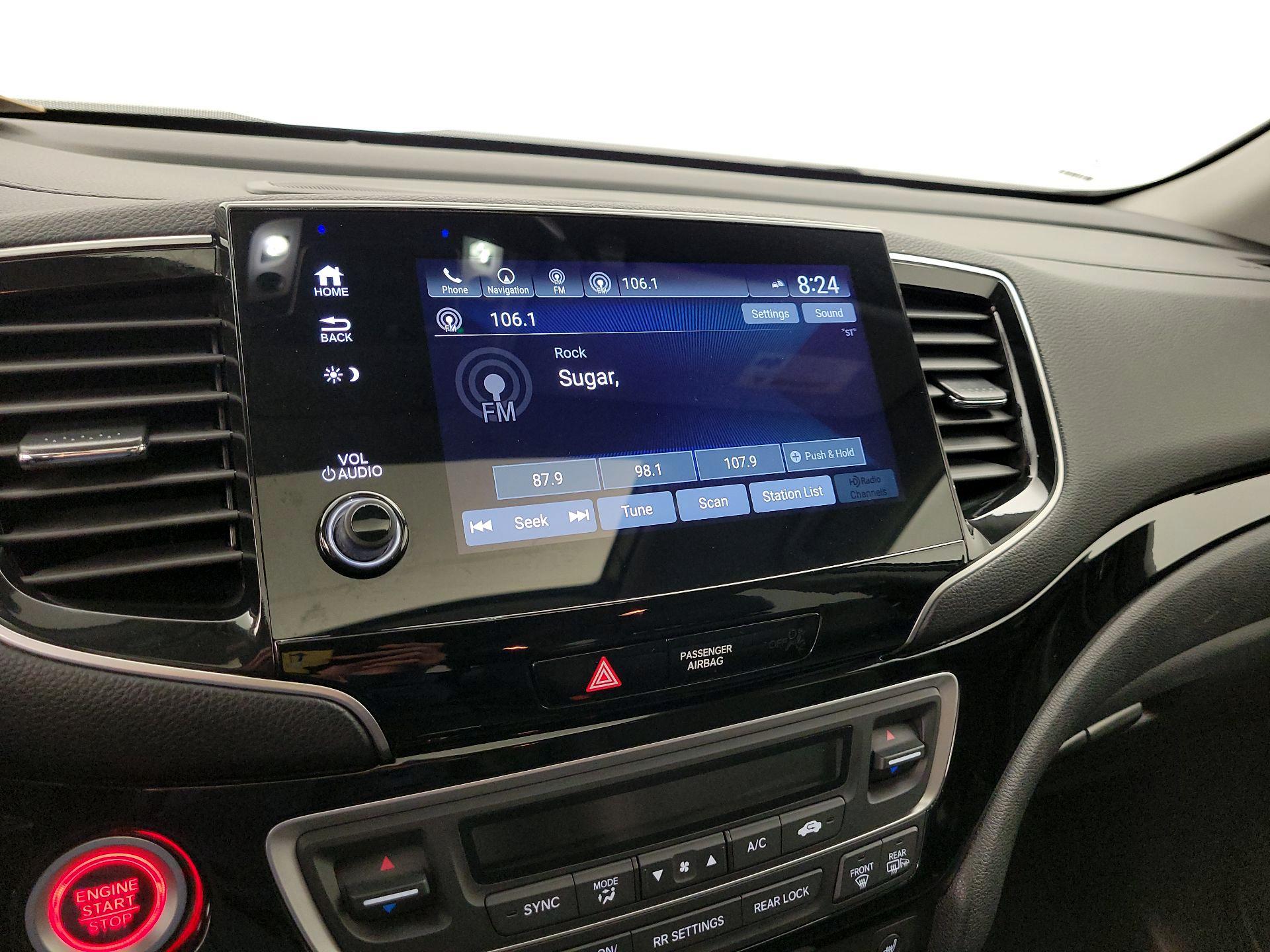 Thumbnail: 2019 Honda Pilot - 16