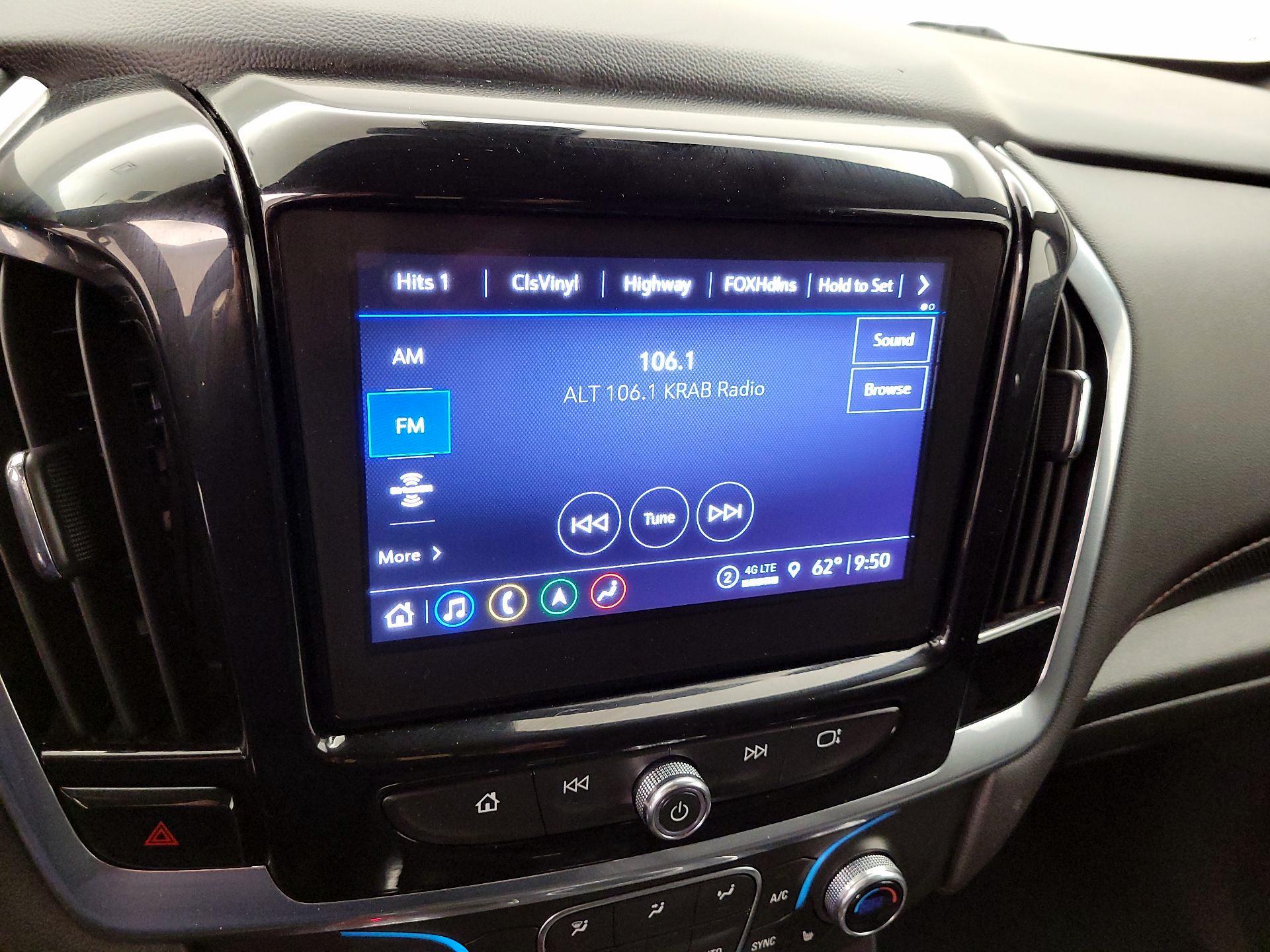 Thumbnail: 2023 Chevrolet Traverse - 16