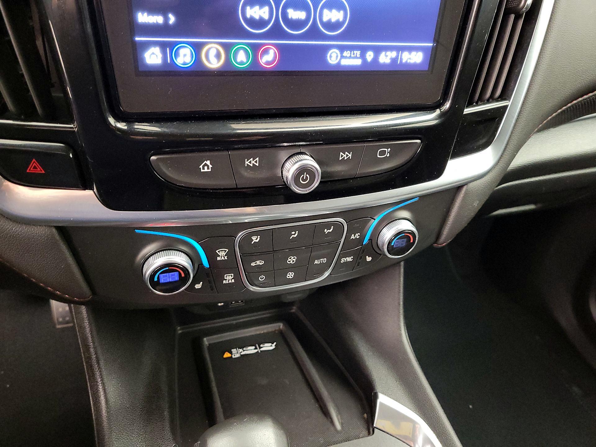 Thumbnail: 2023 Chevrolet Traverse - 17