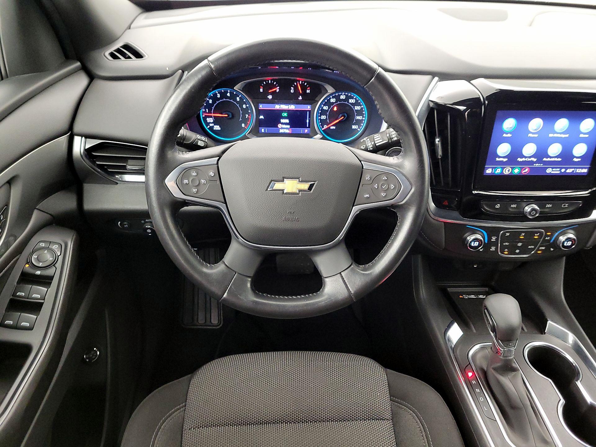 Thumbnail: 2022 Chevrolet Traverse - 10