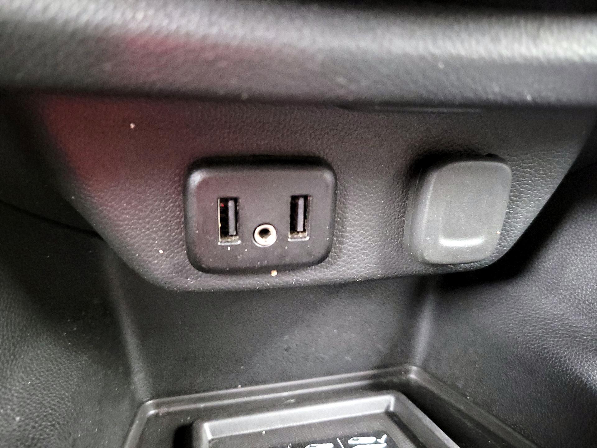 Thumbnail: 2022 Chevrolet Traverse - 18