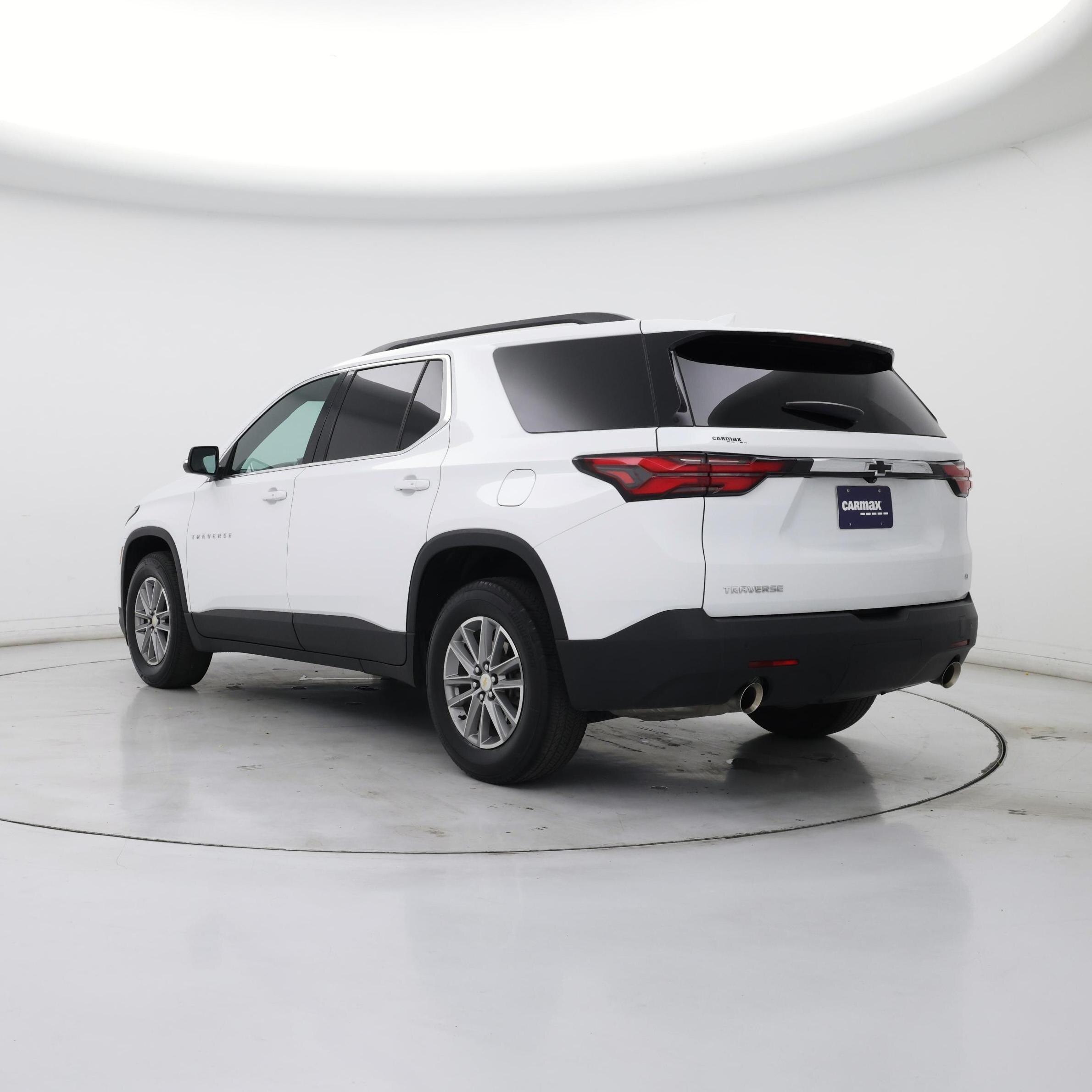 Thumbnail: 2022 Chevrolet Traverse - 2