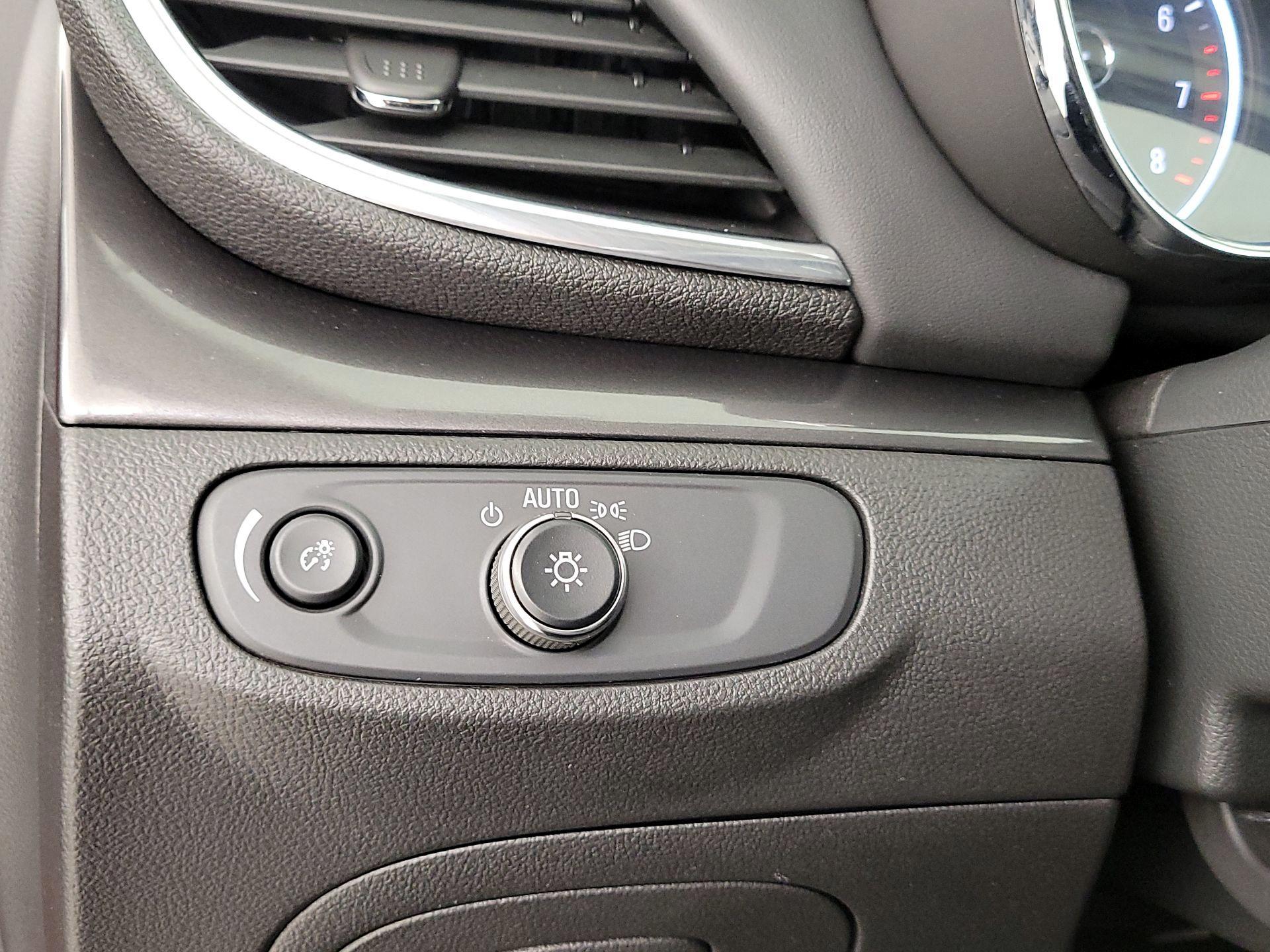 Thumbnail: 2020 Buick Encore - 13