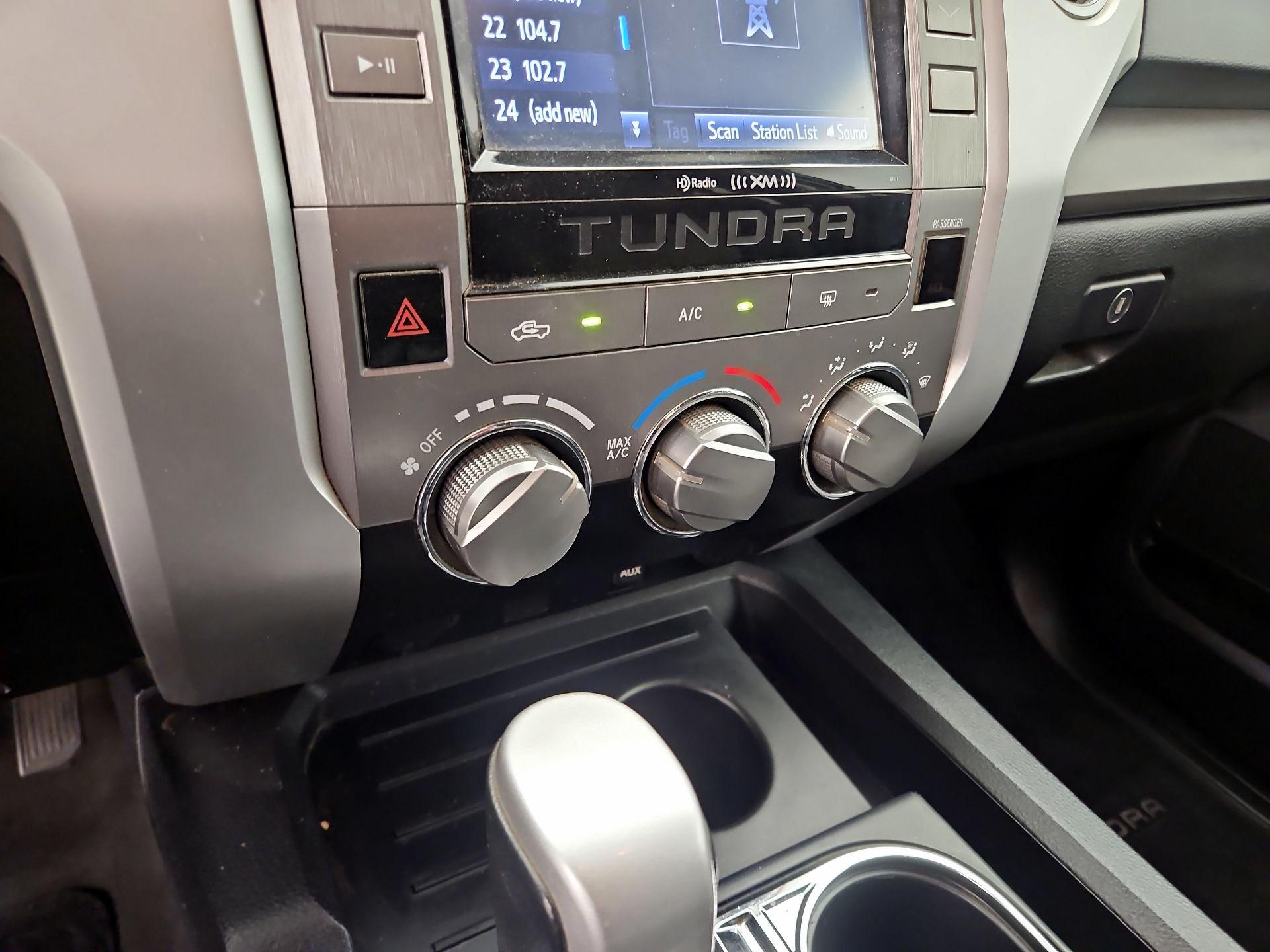 Thumbnail: 2014 Toyota Tundra - 16