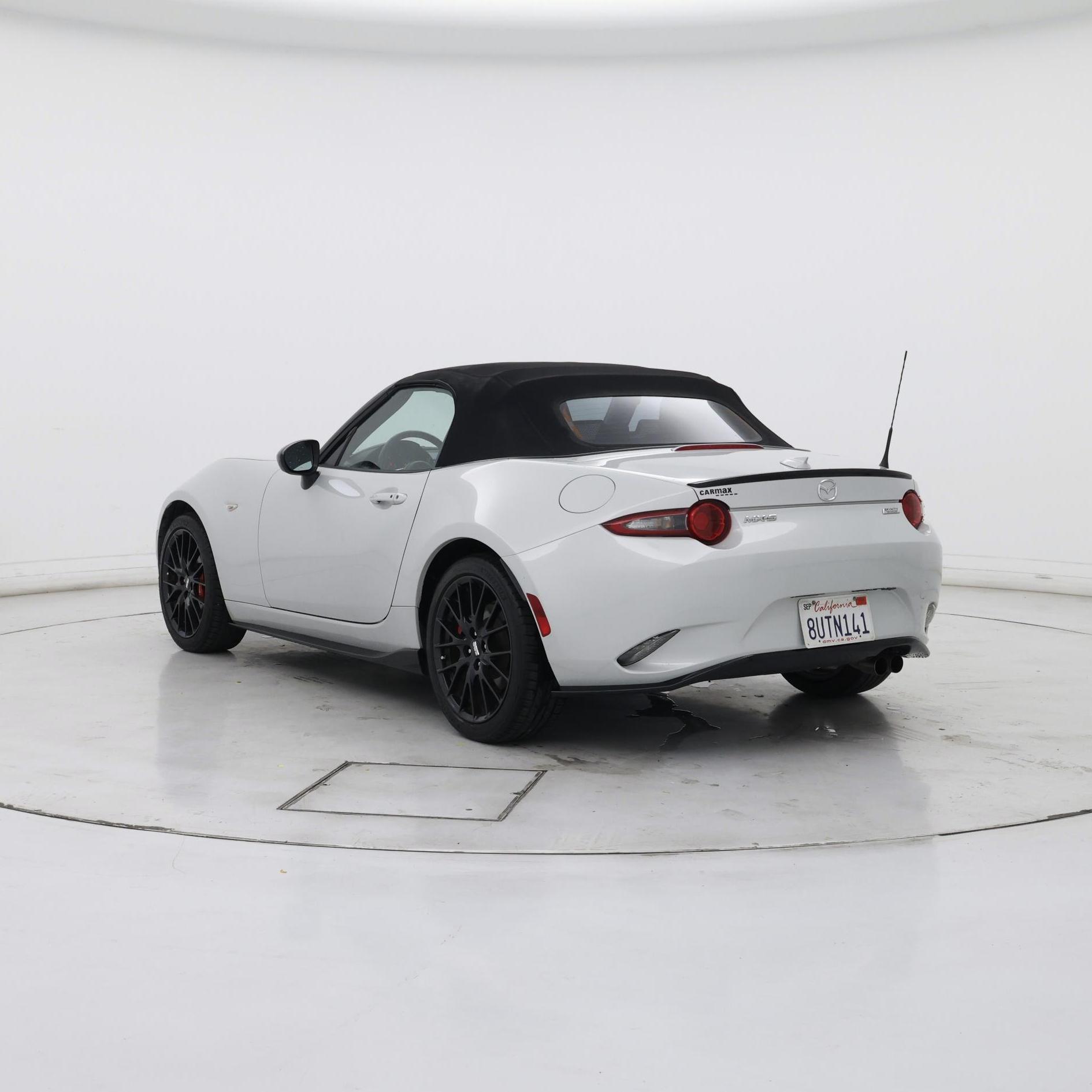 Thumbnail: 2016 Mazda MX-5 Miata - 2