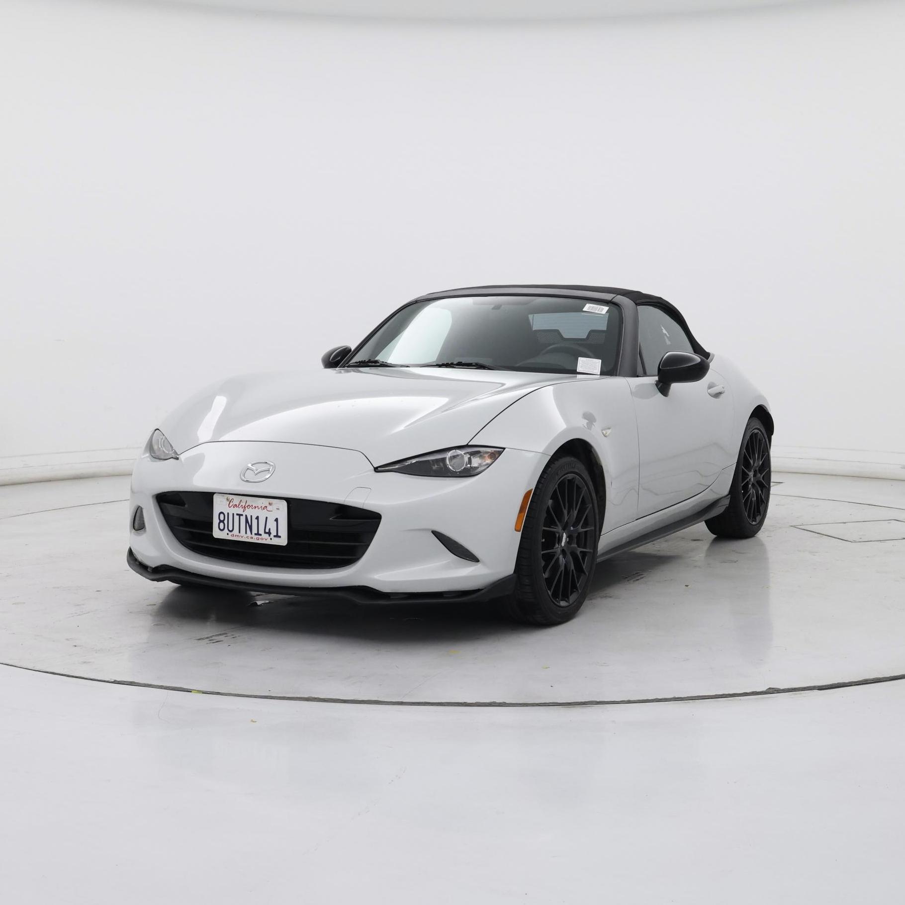 Thumbnail: 2016 Mazda MX-5 Miata - 4