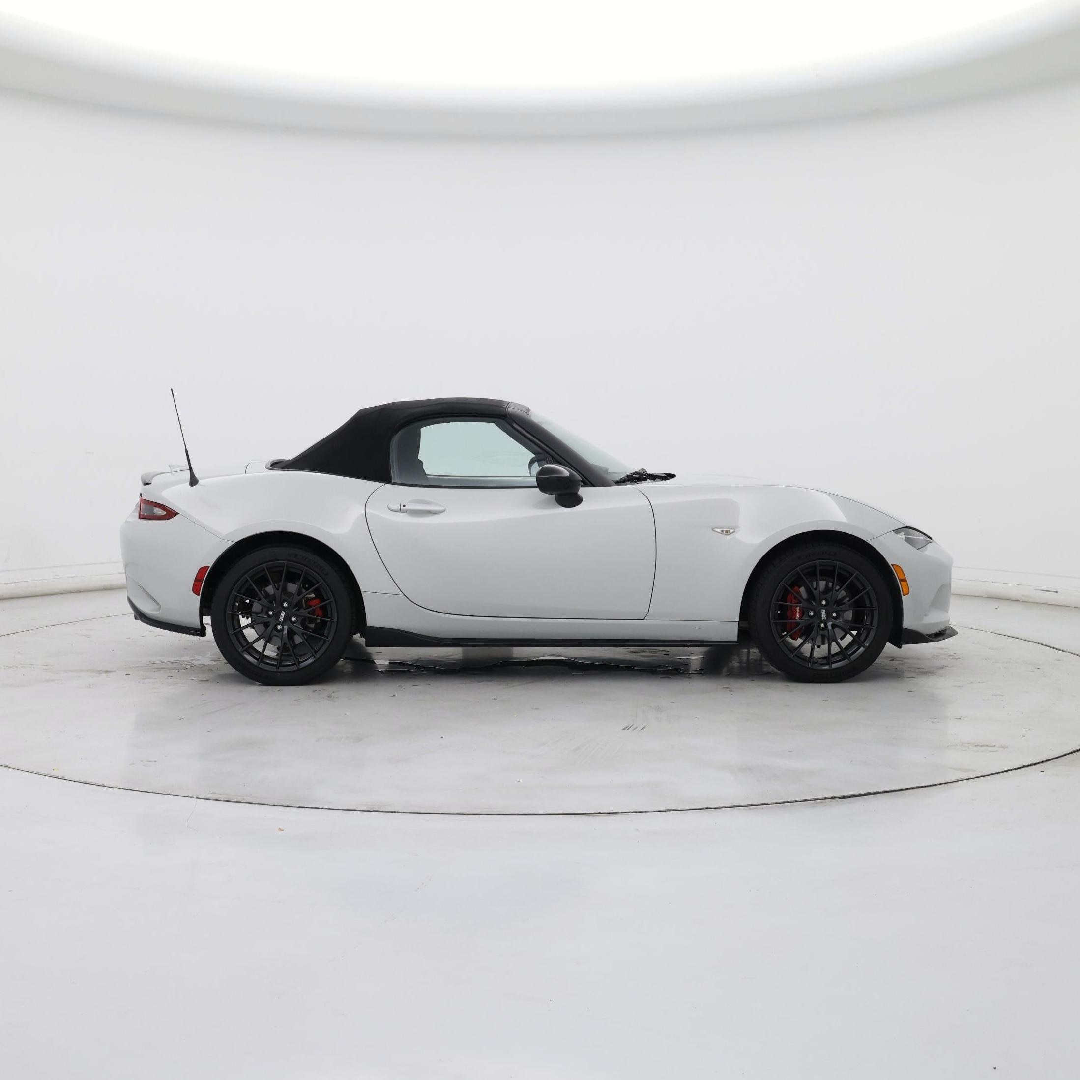 Thumbnail: 2016 Mazda MX-5 Miata - 7