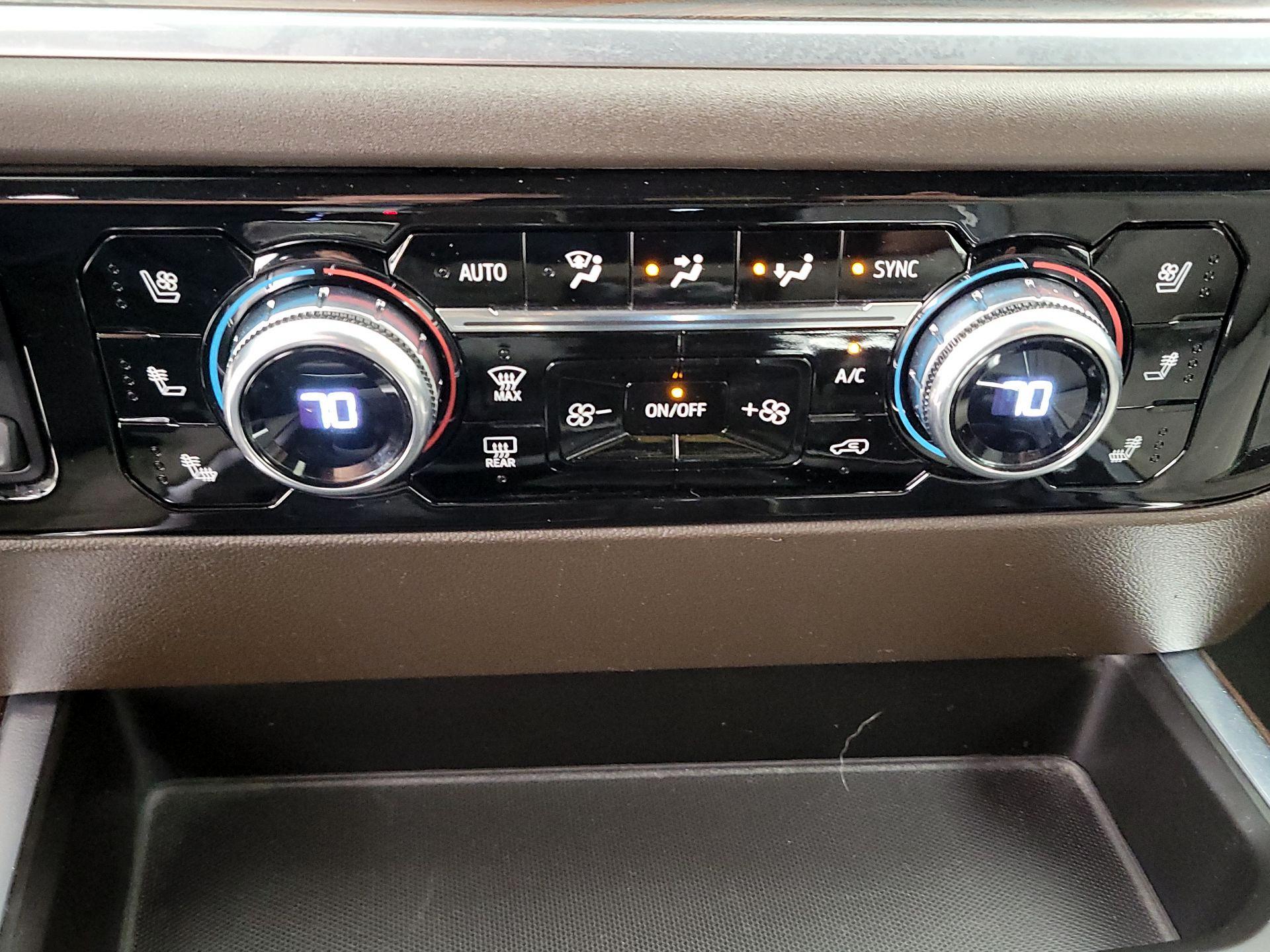 Thumbnail: 2022 GMC Sierra 1500 - 17