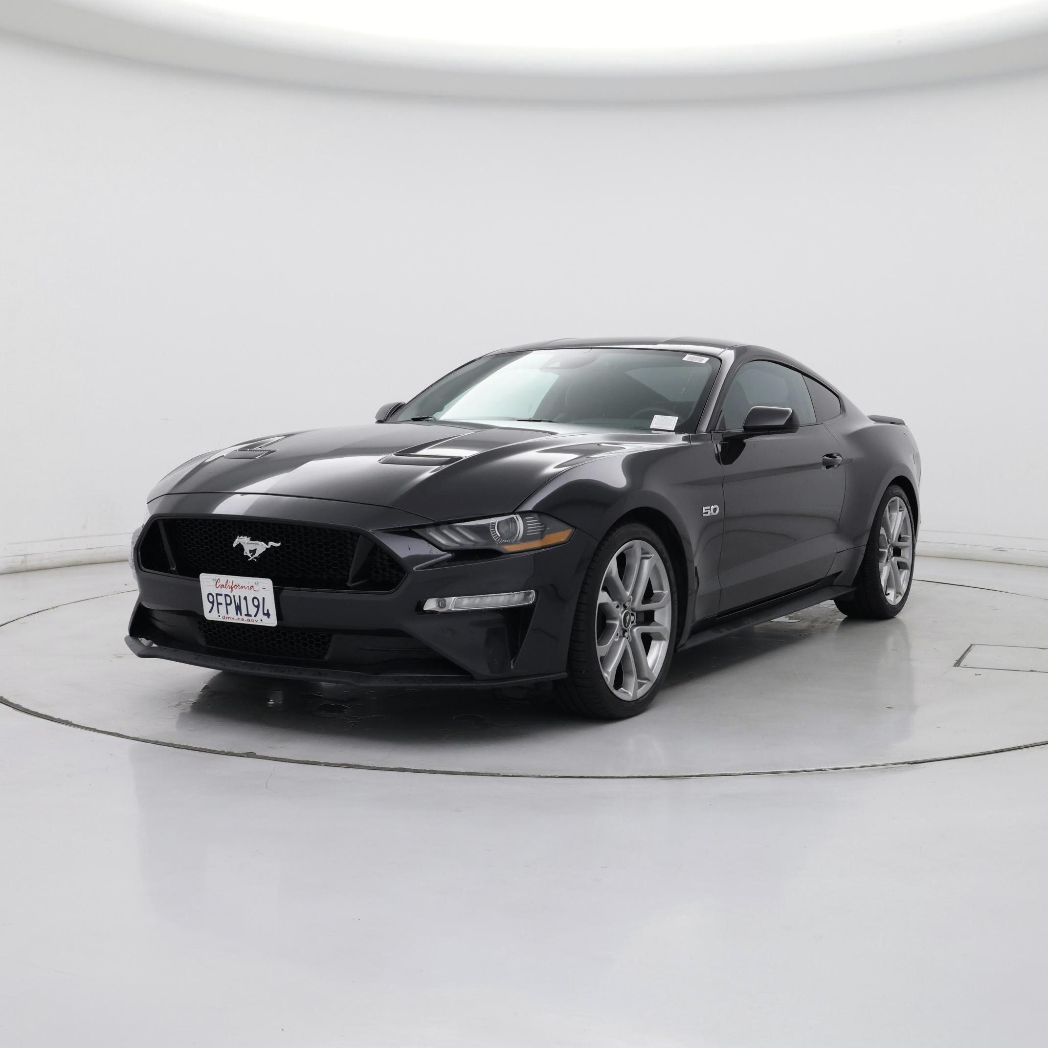 Thumbnail: 2022 Ford Mustang - 4