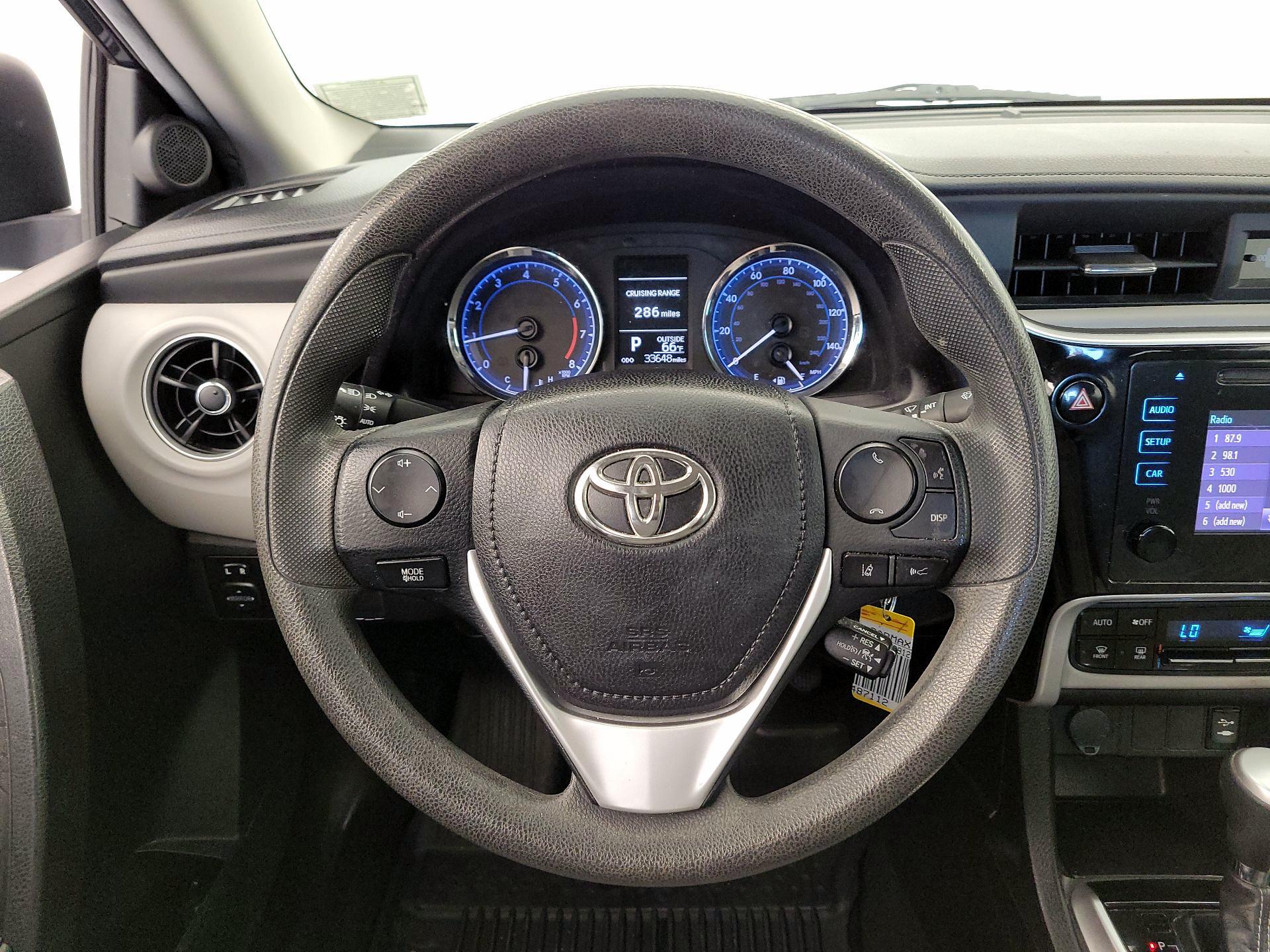 Thumbnail: 2019 Toyota Corolla - 10