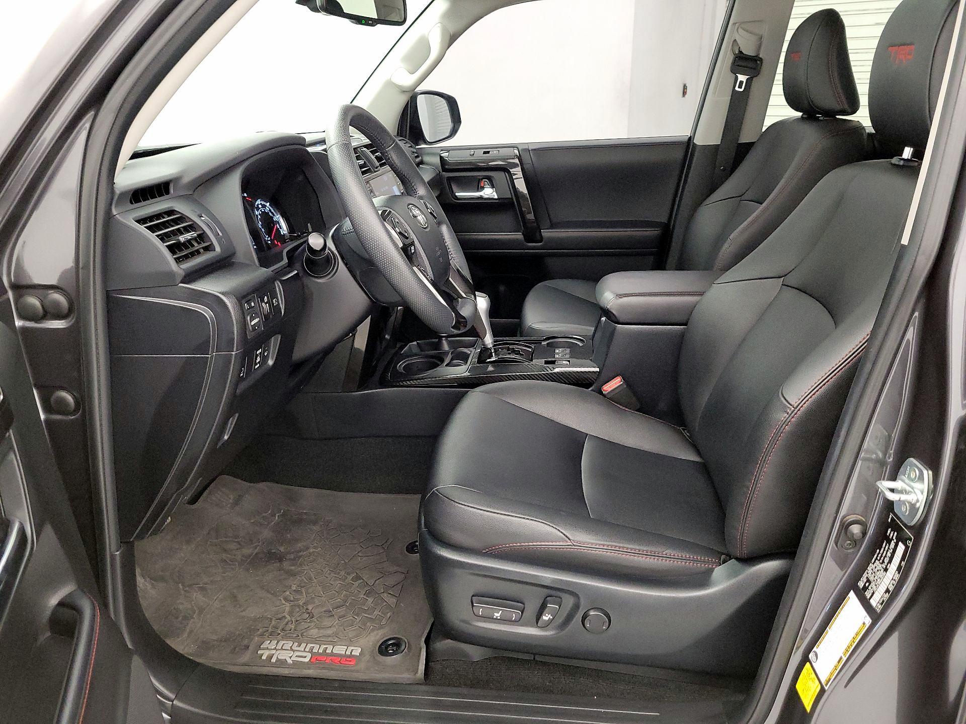 Thumbnail: 2022 Toyota 4Runner - 11