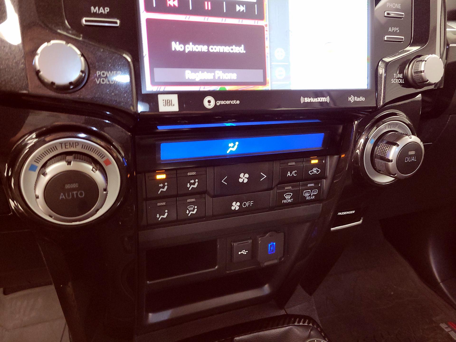 Thumbnail: 2022 Toyota 4Runner - 17