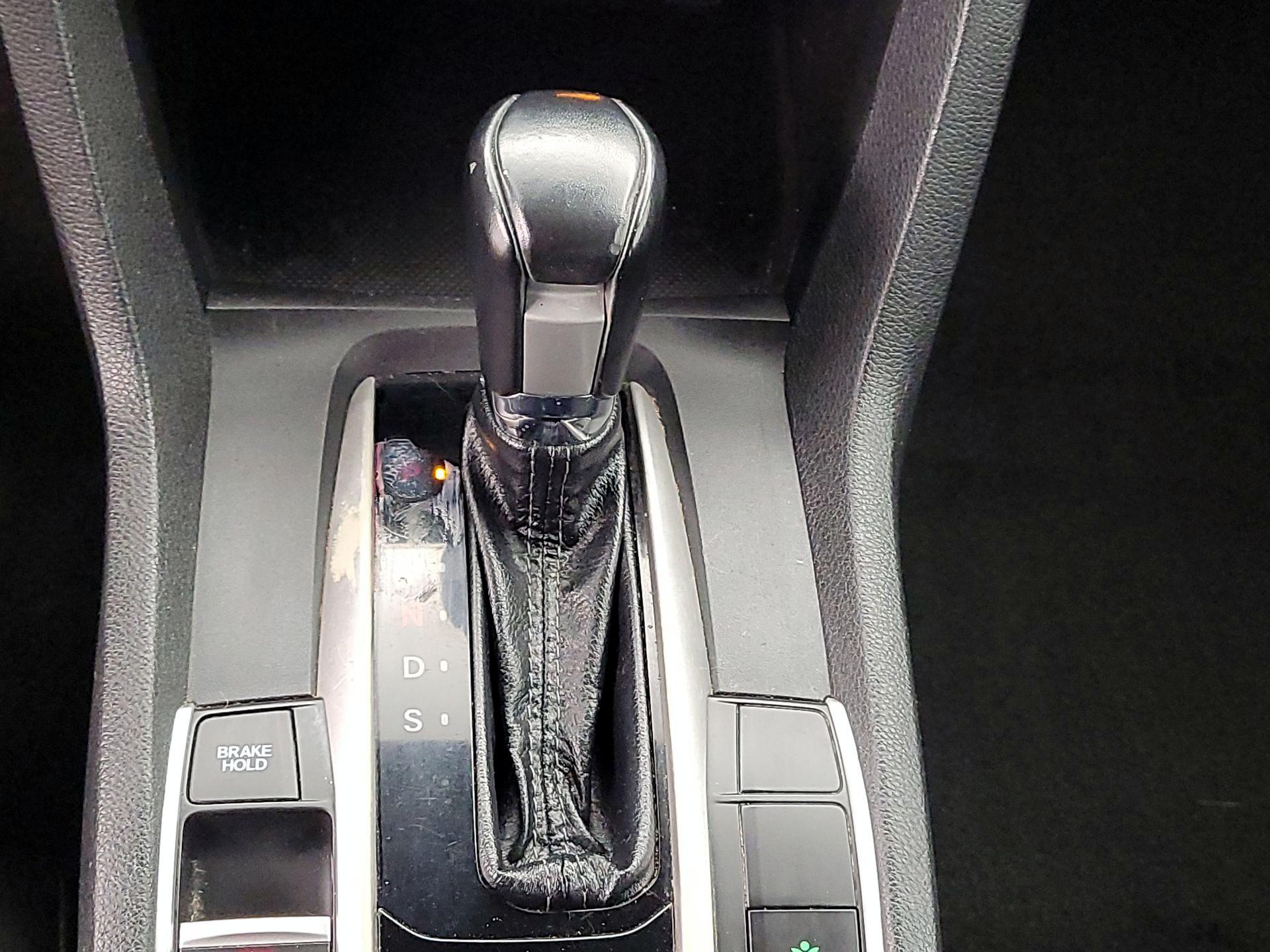 Thumbnail: 2020 Honda Civic - 17