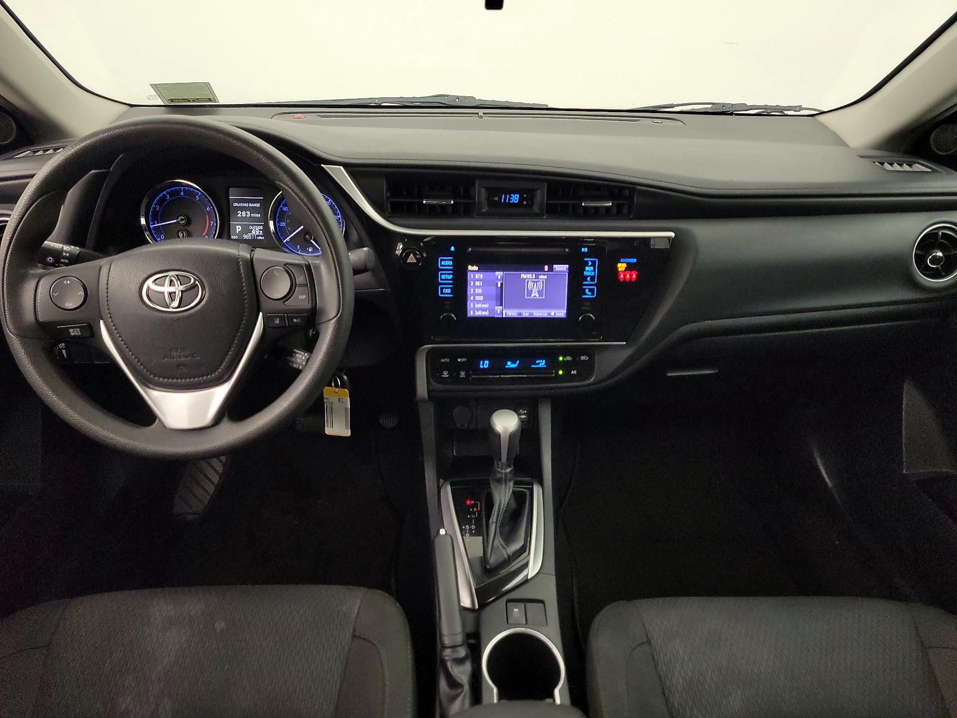 Thumbnail: 2018 Toyota Corolla - 9