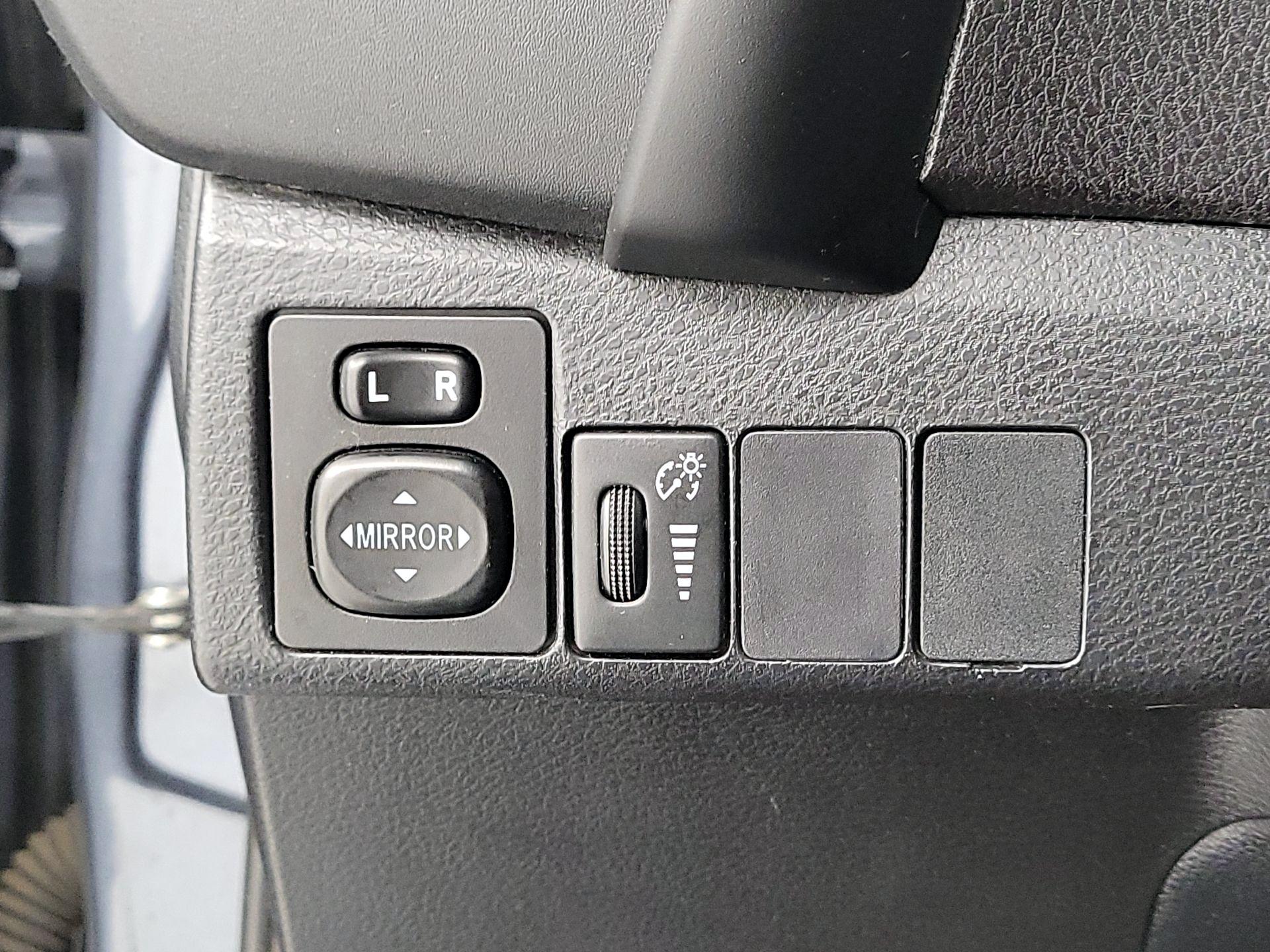 Thumbnail: 2018 Toyota Corolla - 13