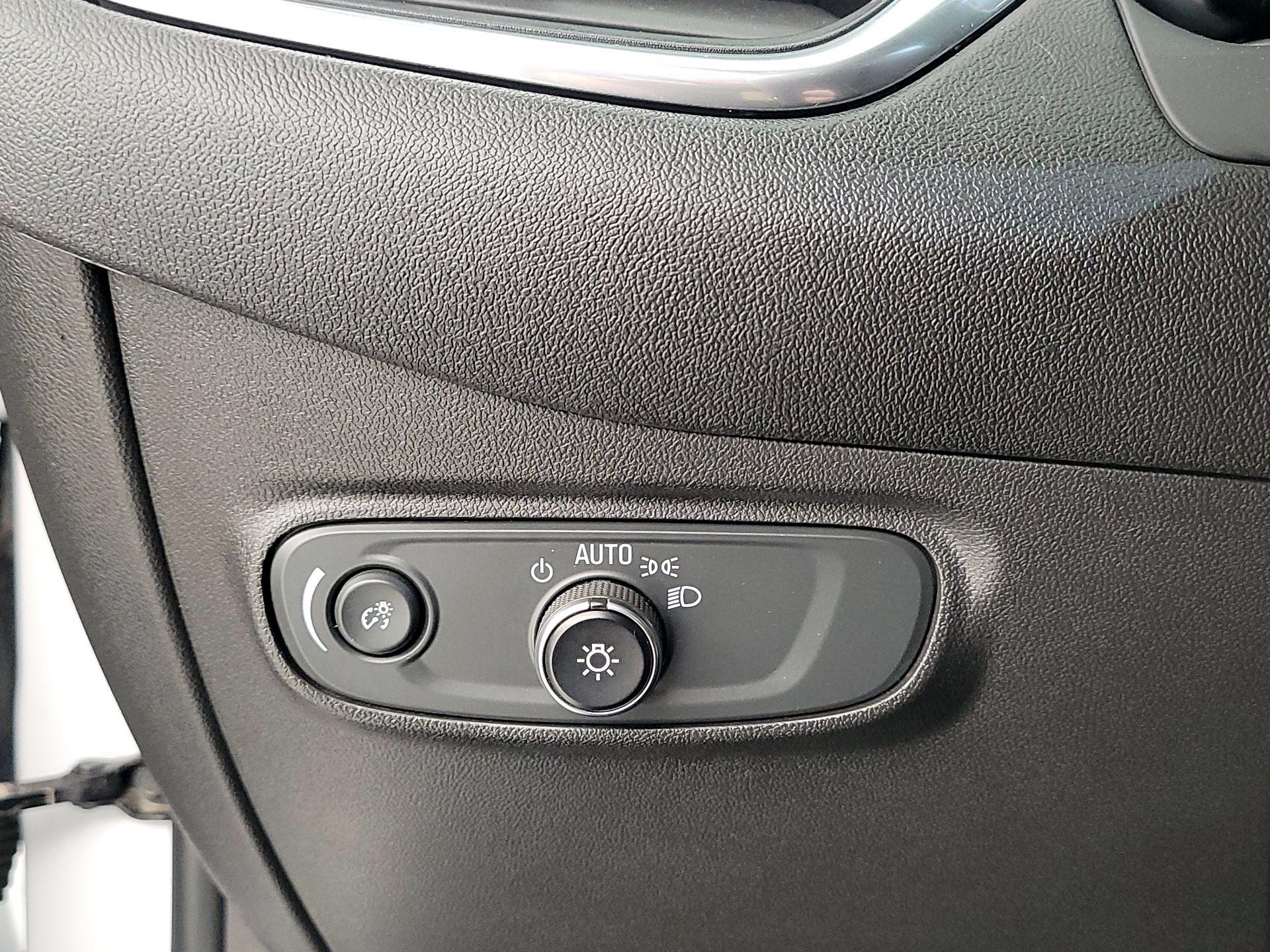 Thumbnail: 2024 Chevrolet Equinox - 13