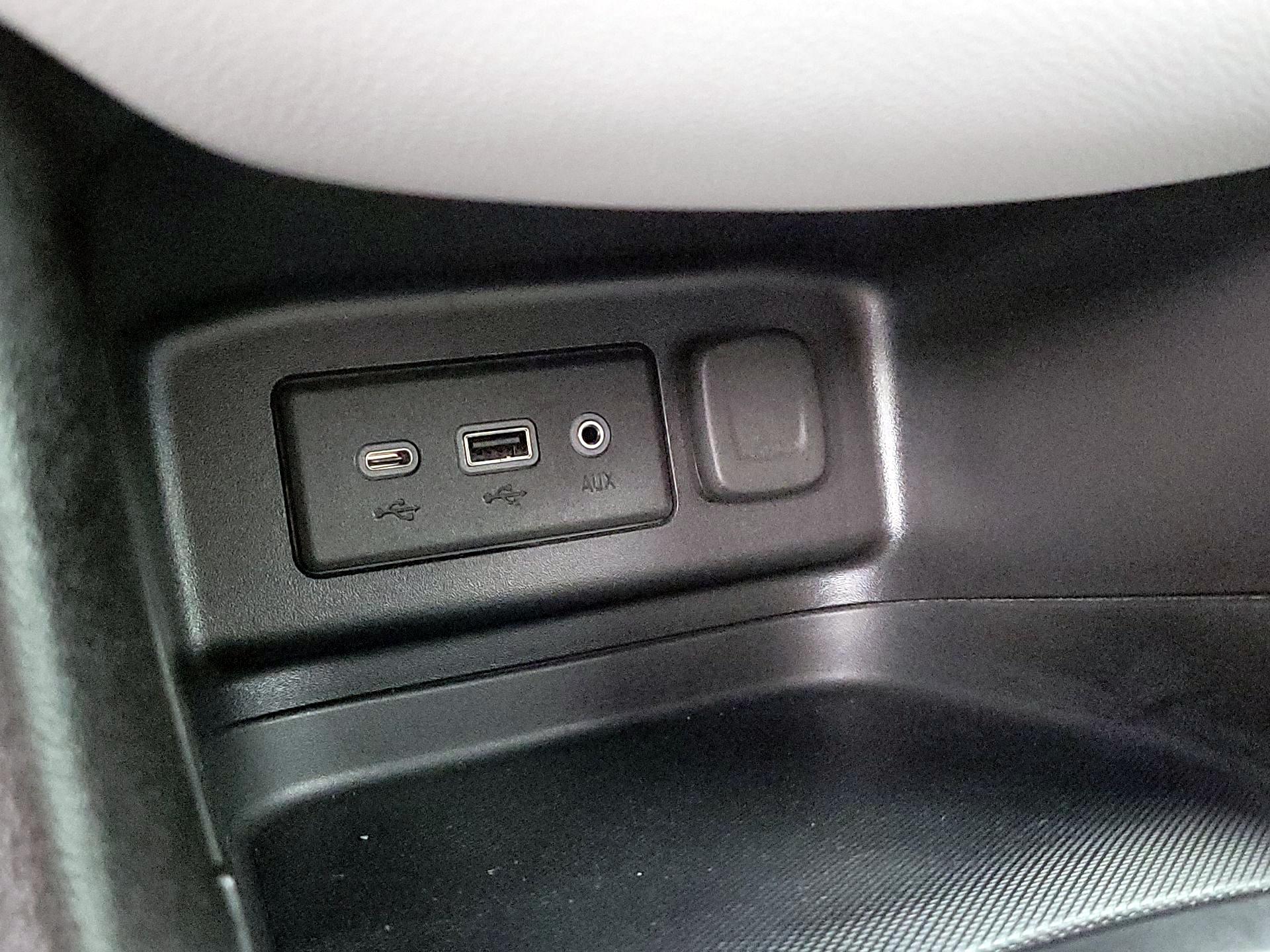 Thumbnail: 2024 Chevrolet Equinox - 18